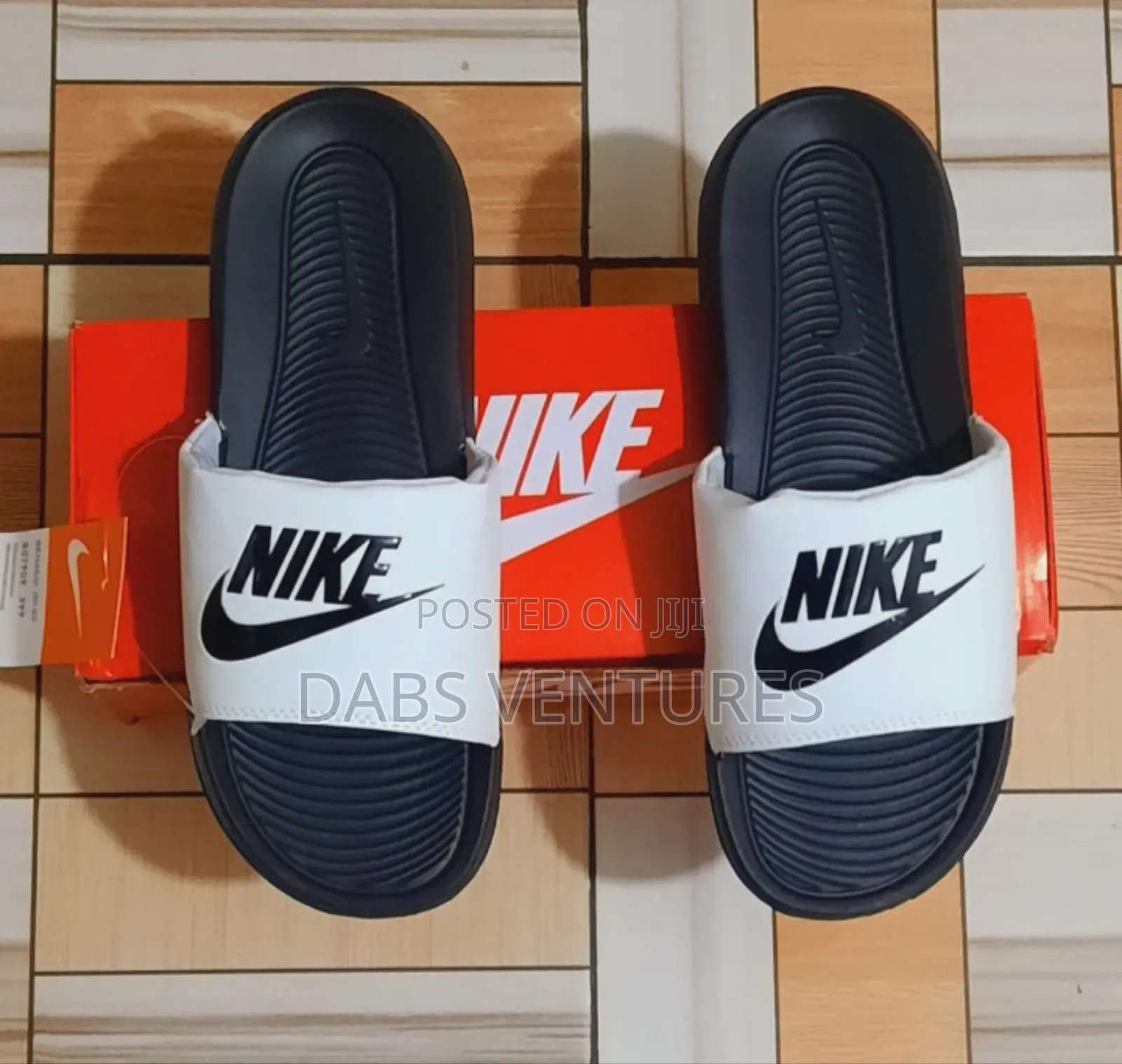 Casual Nike Slides and Slippers 40-45