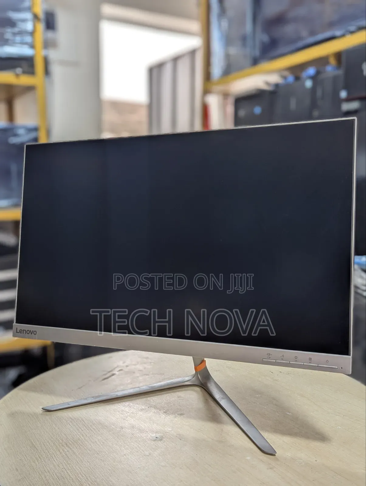Lenovo L24q-10 23.8 Inch 2560x1440 QHD Monitor IPS HDMI Displayport