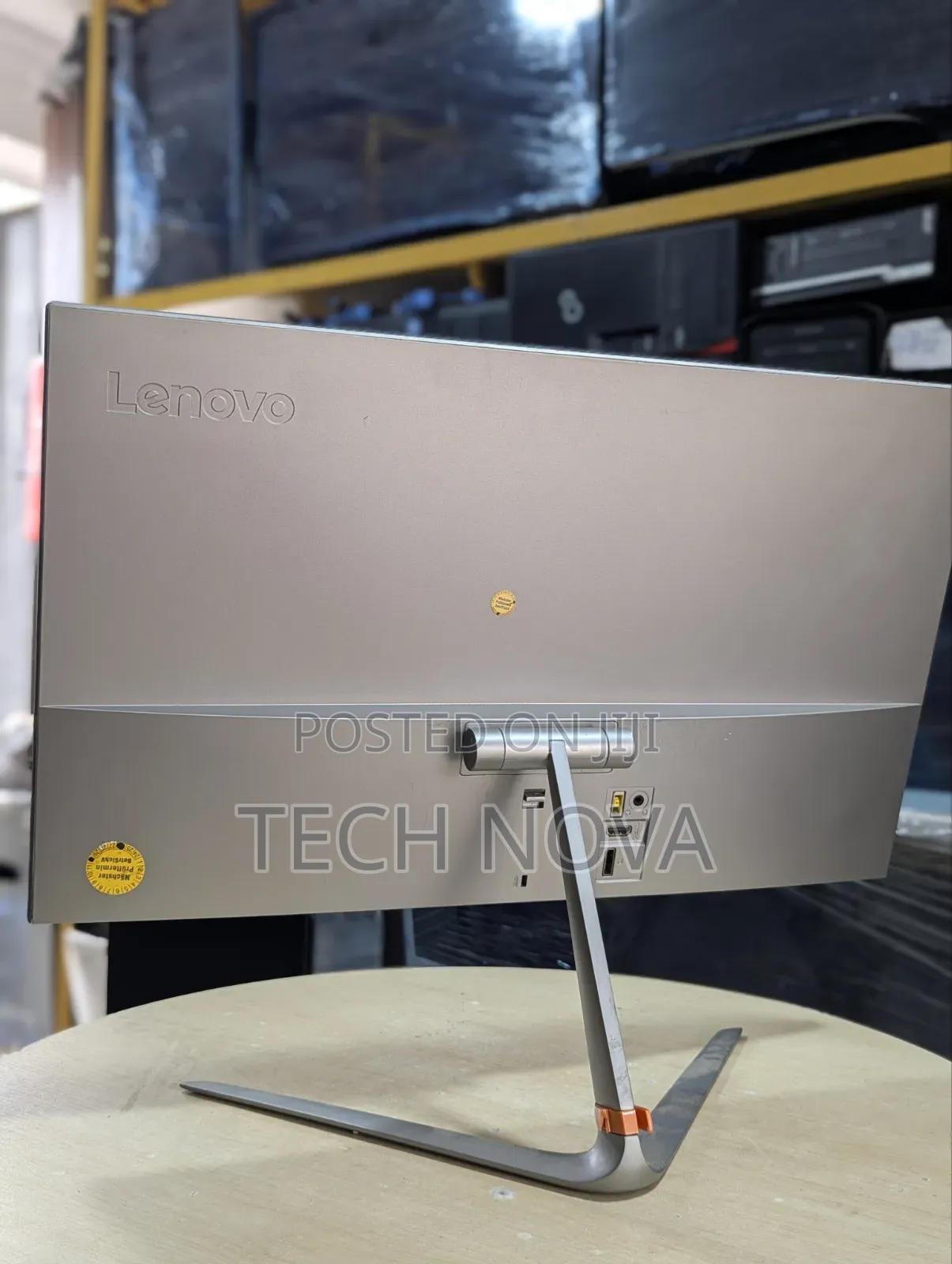 Lenovo L24q-10 23.8 Inch 2560x1440 QHD Monitor IPS HDMI Displayport