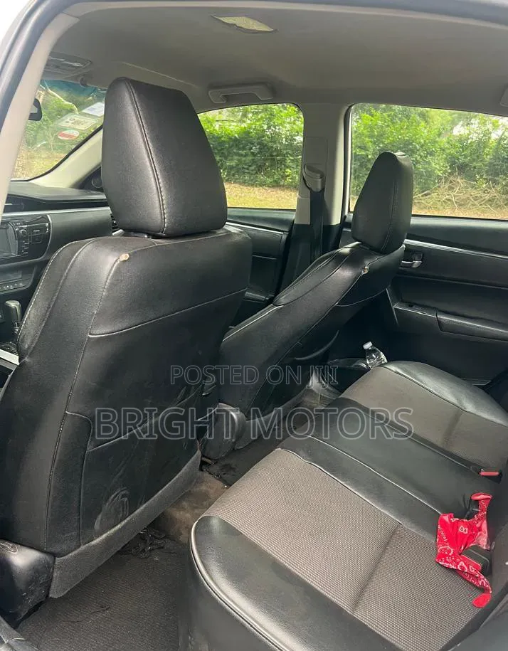 Toyota Corolla 2016 White