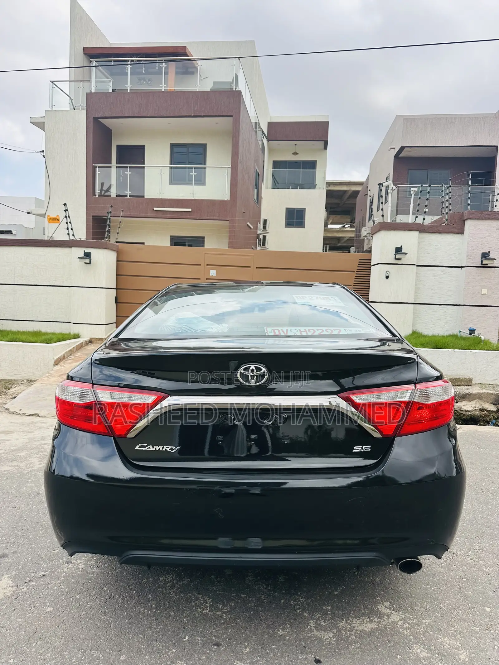 Toyota Camry SE 4dr Sedan (2.5L 4cyl 6A) 2017 Black