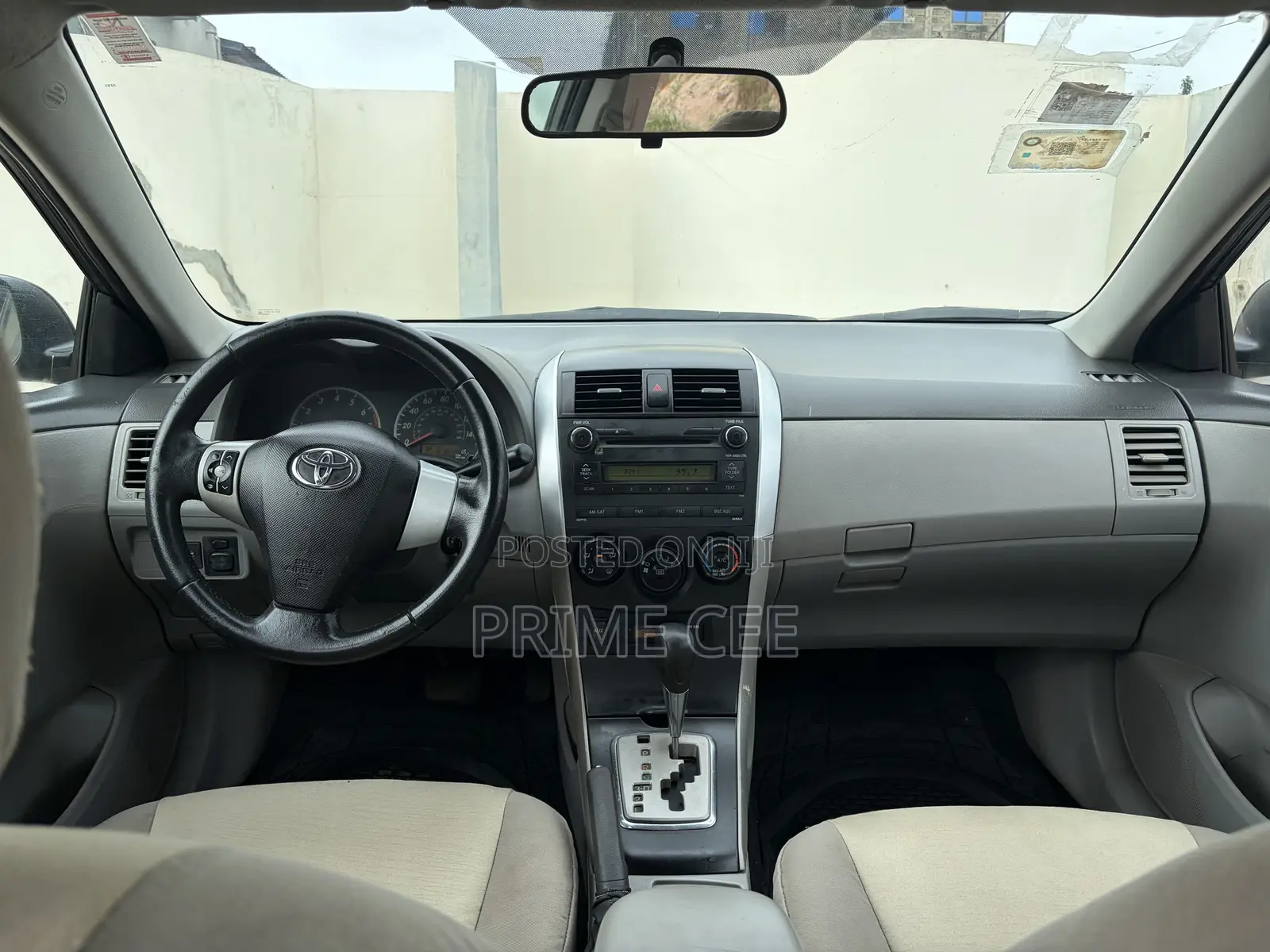 Toyota Corolla 2009 Gray