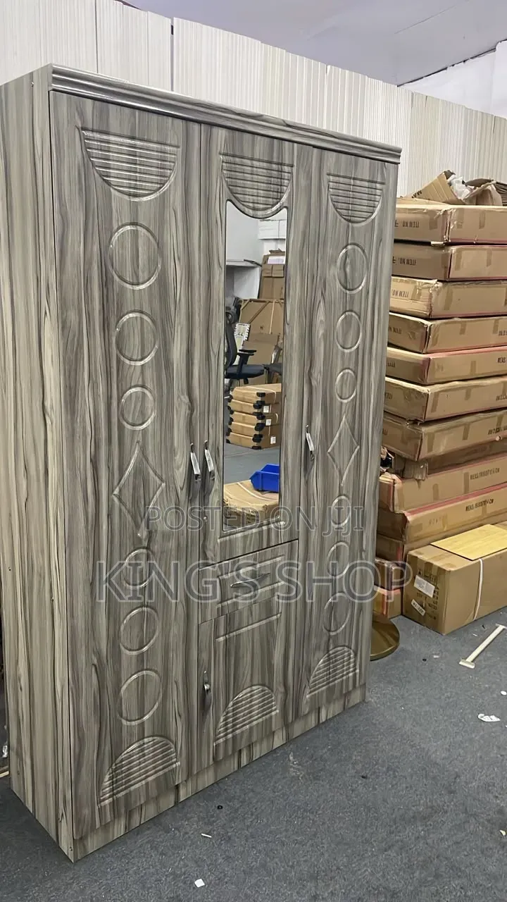 3Doors Foreign Wardrobe
