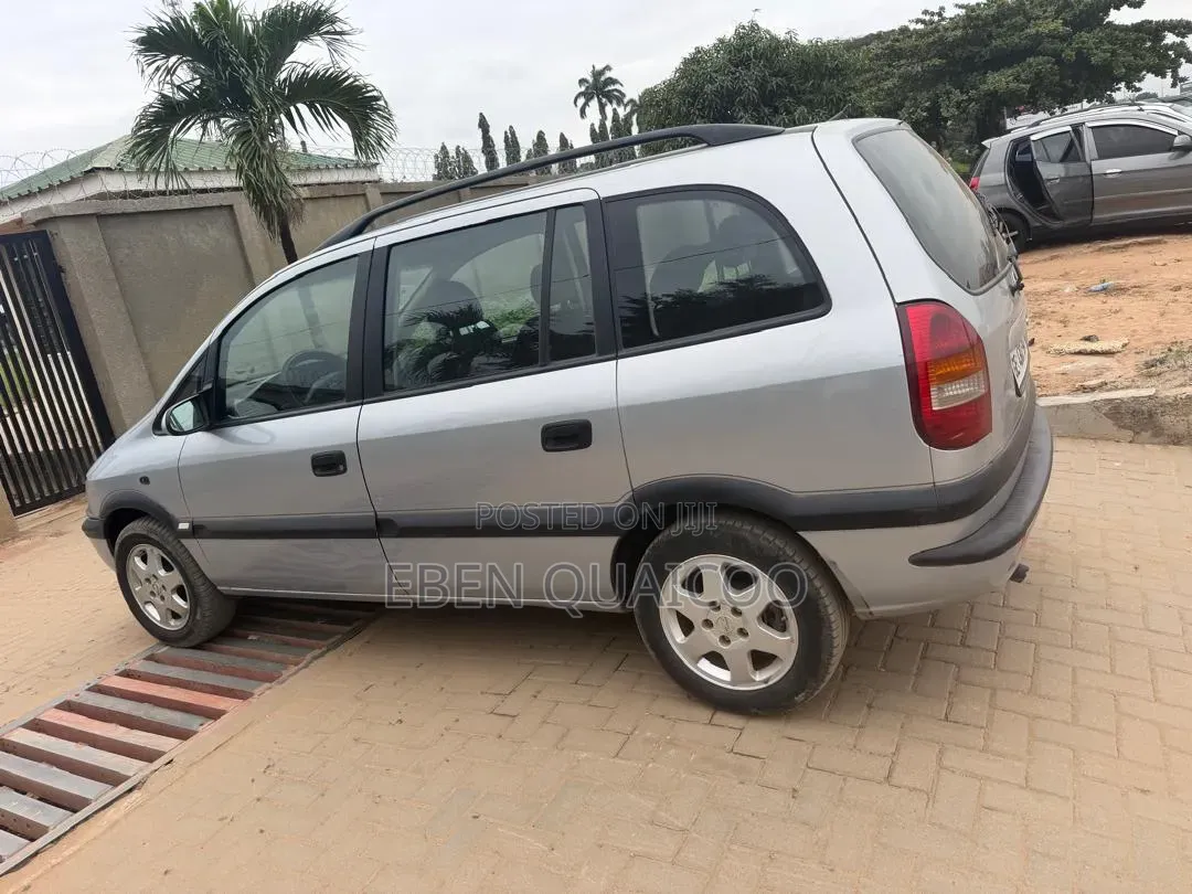 Opel Zafira 2002 Silver