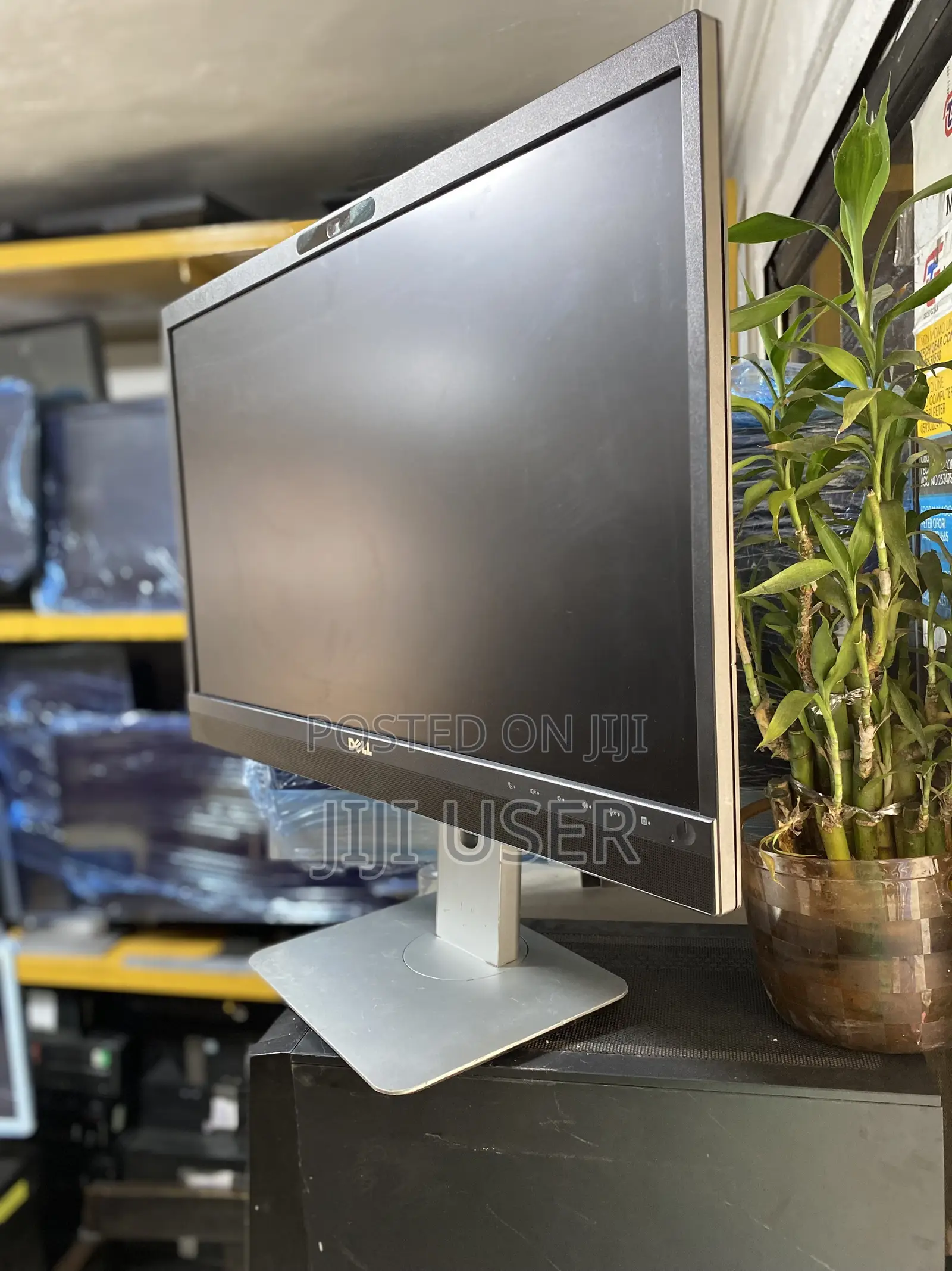 Dell Video Conferencing P2418HZm LED 24" FHD 1920 X 1080 IPS