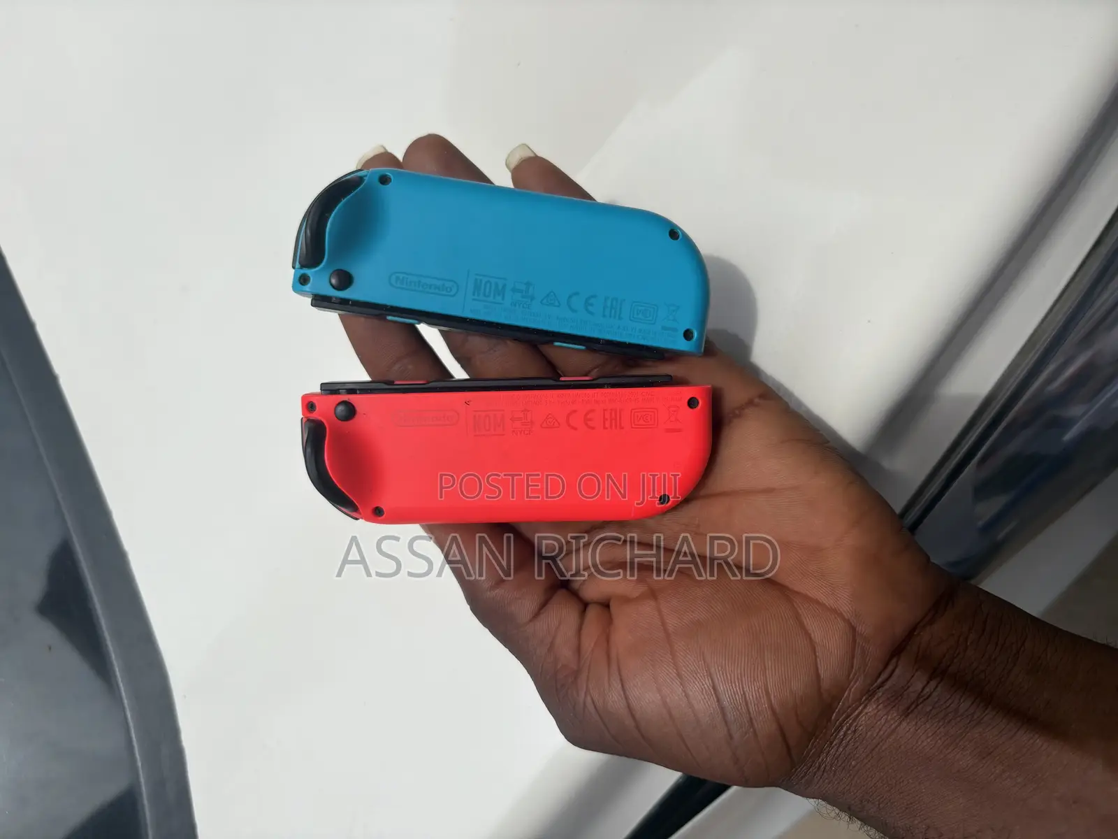 Original Nintendo Switch Joy-Con