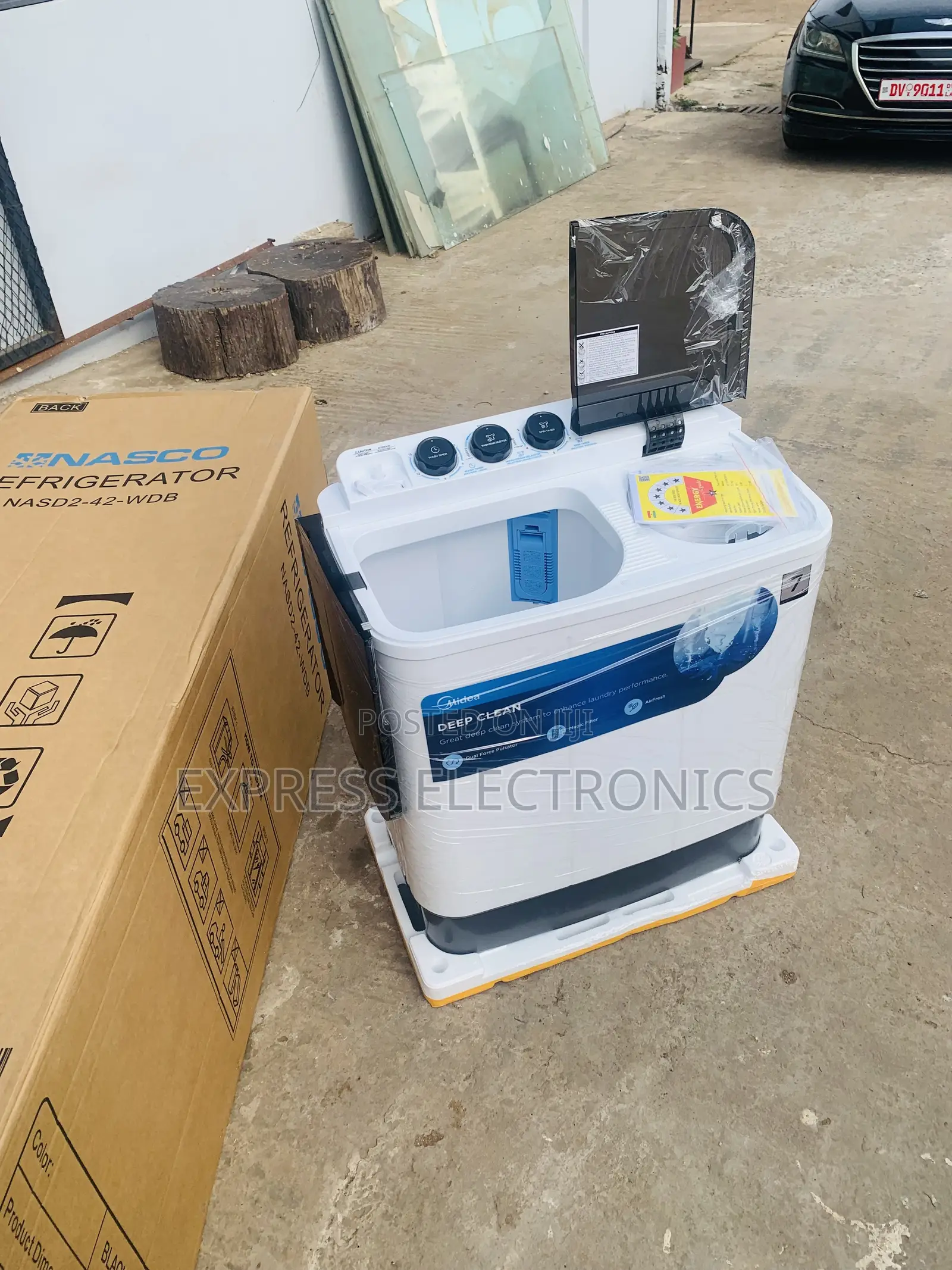 Ultra Modern 7kg Topload Twintub Midea