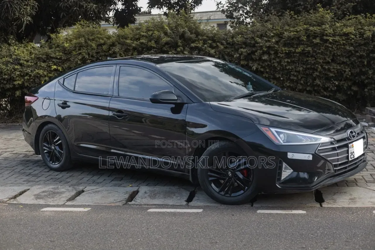 Hyundai Elantra 2020 Black