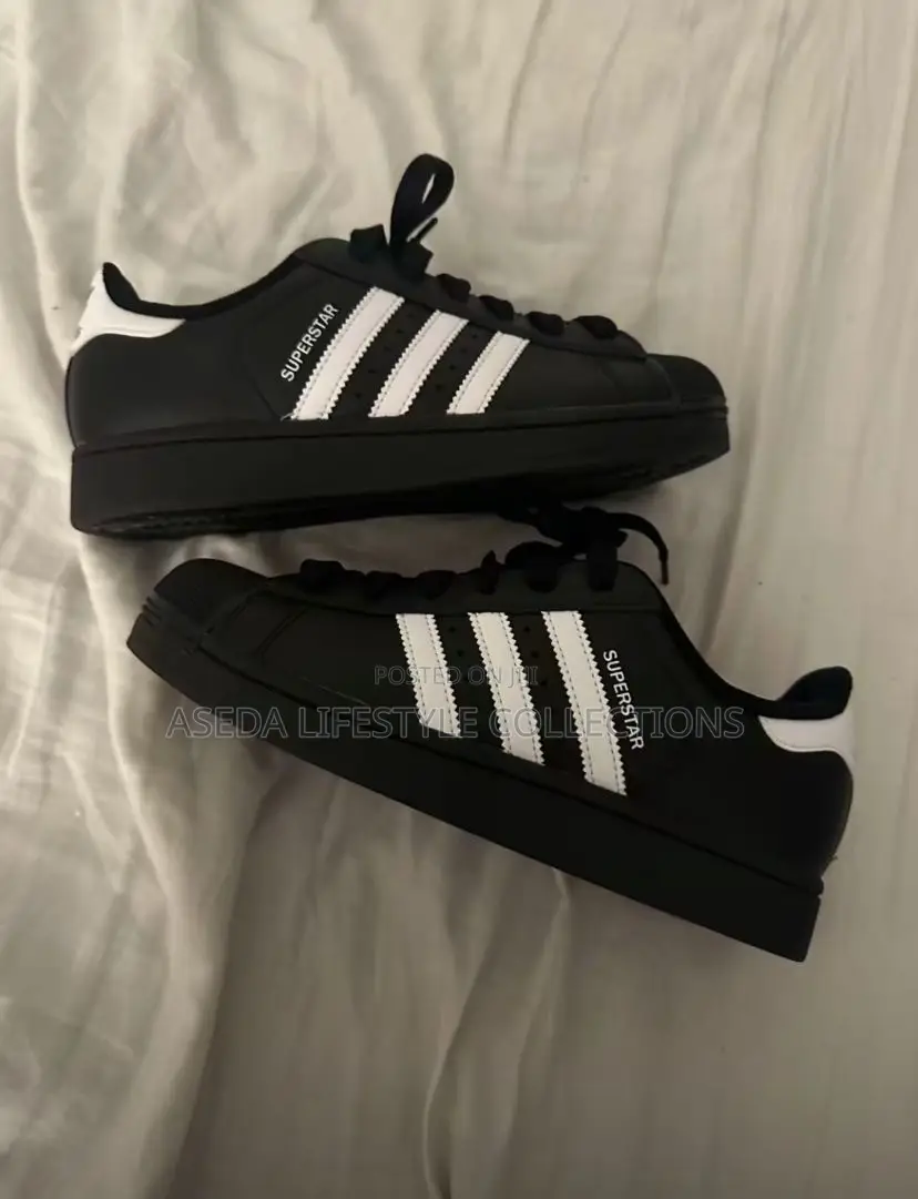 Adidas Superstar