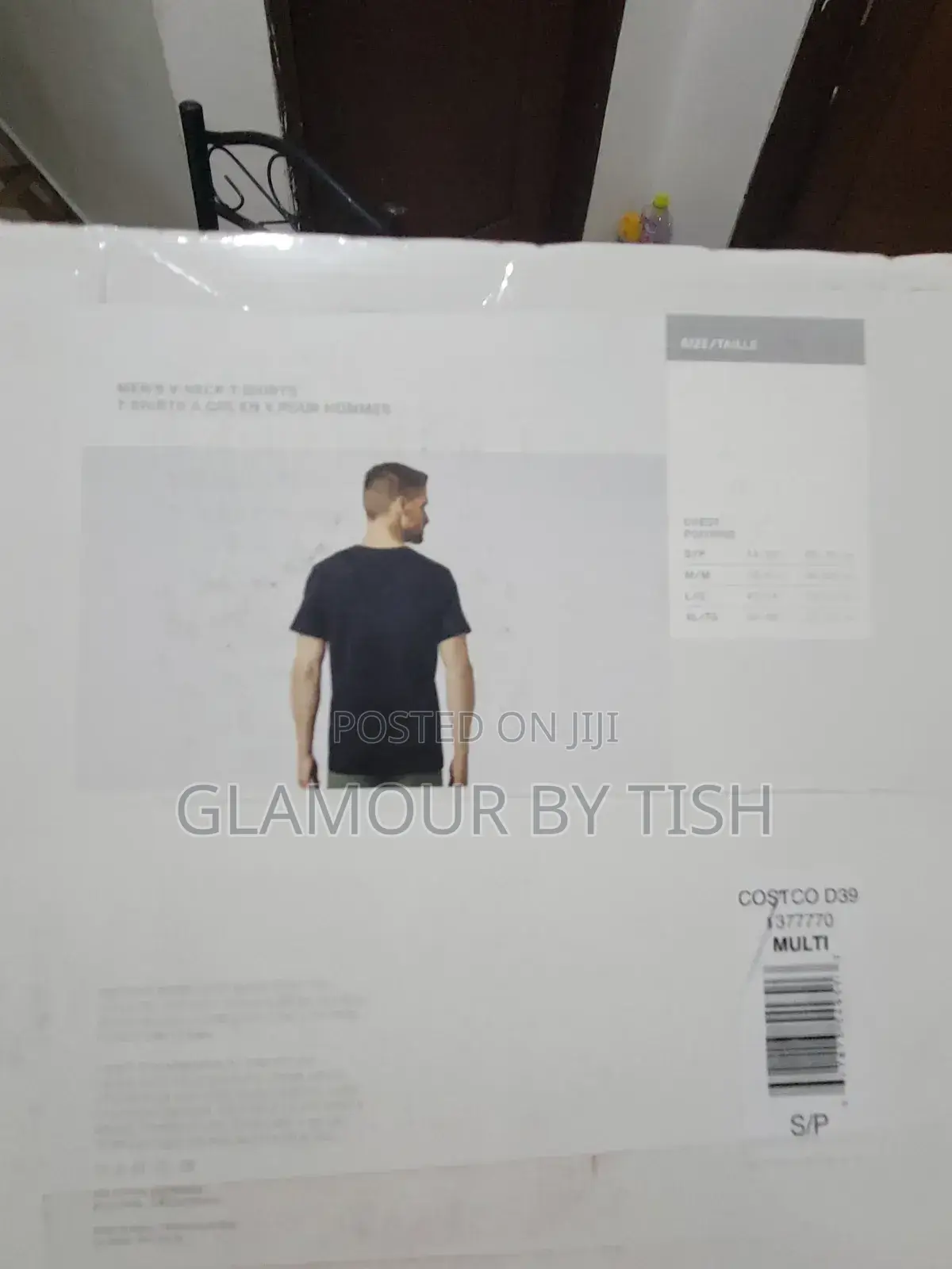 Bench v-Neck T-Shirts