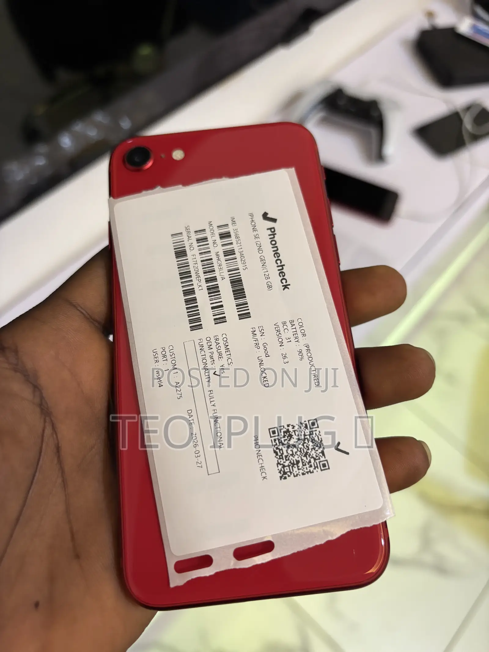 Apple iPhone SE (2020) 128 GB Red