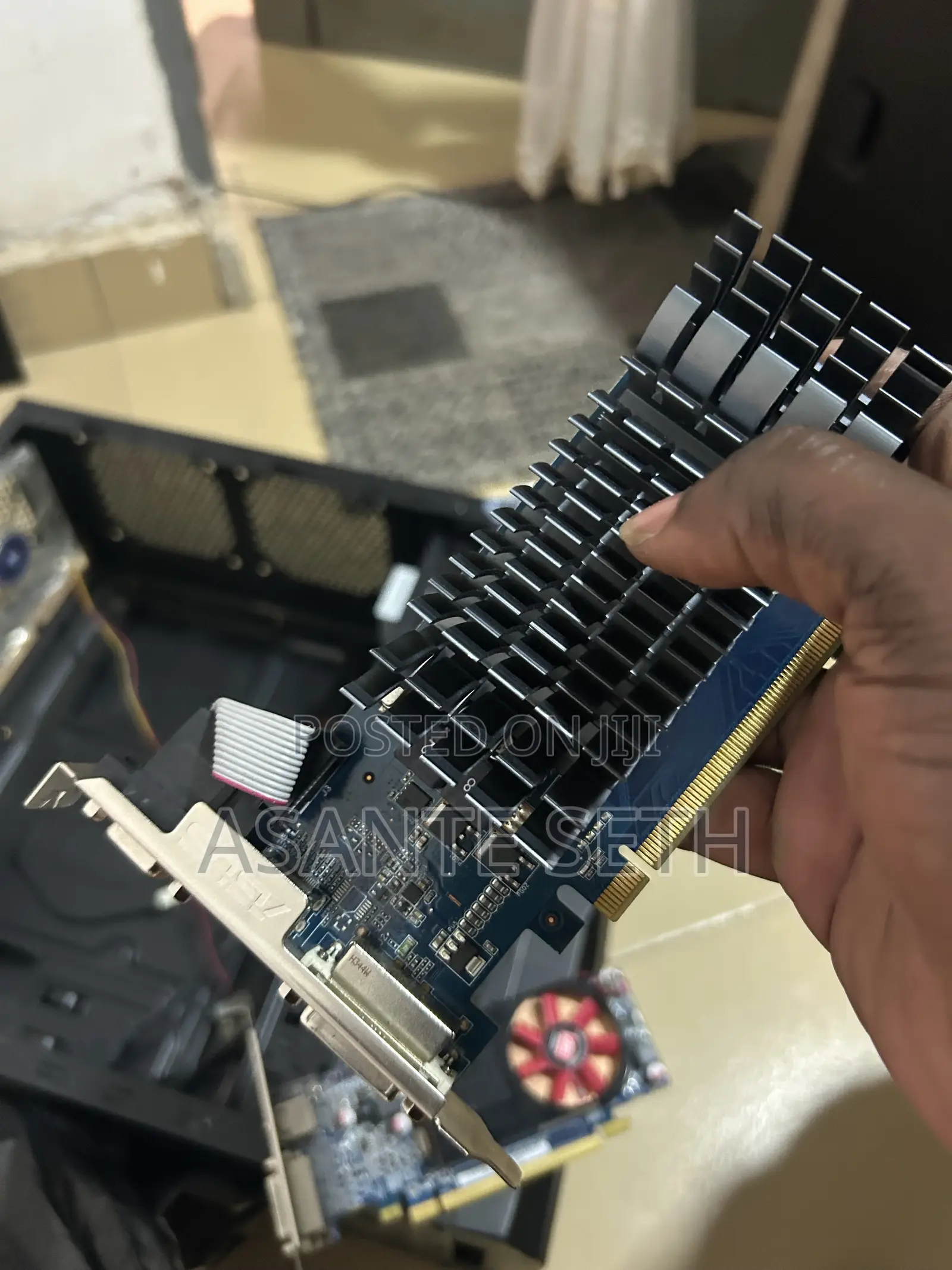 Nvidia Gt 210 SL 1GB Ddr3 Graphics Card