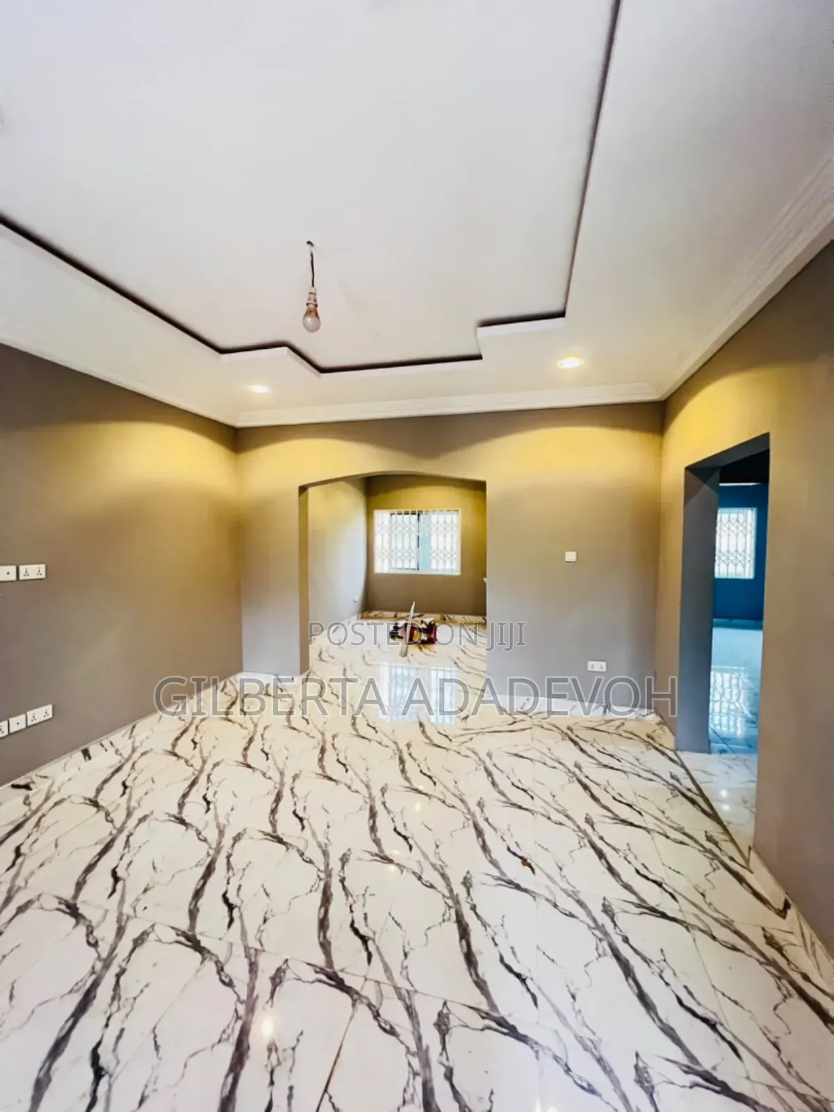 2bdrm Apartment in Danfa for rent