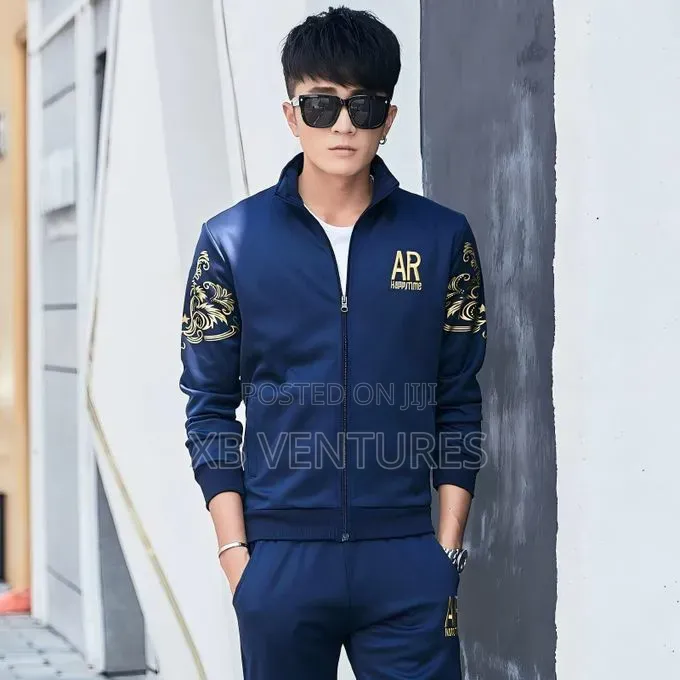 Chill Vibes Men Sweatsuits