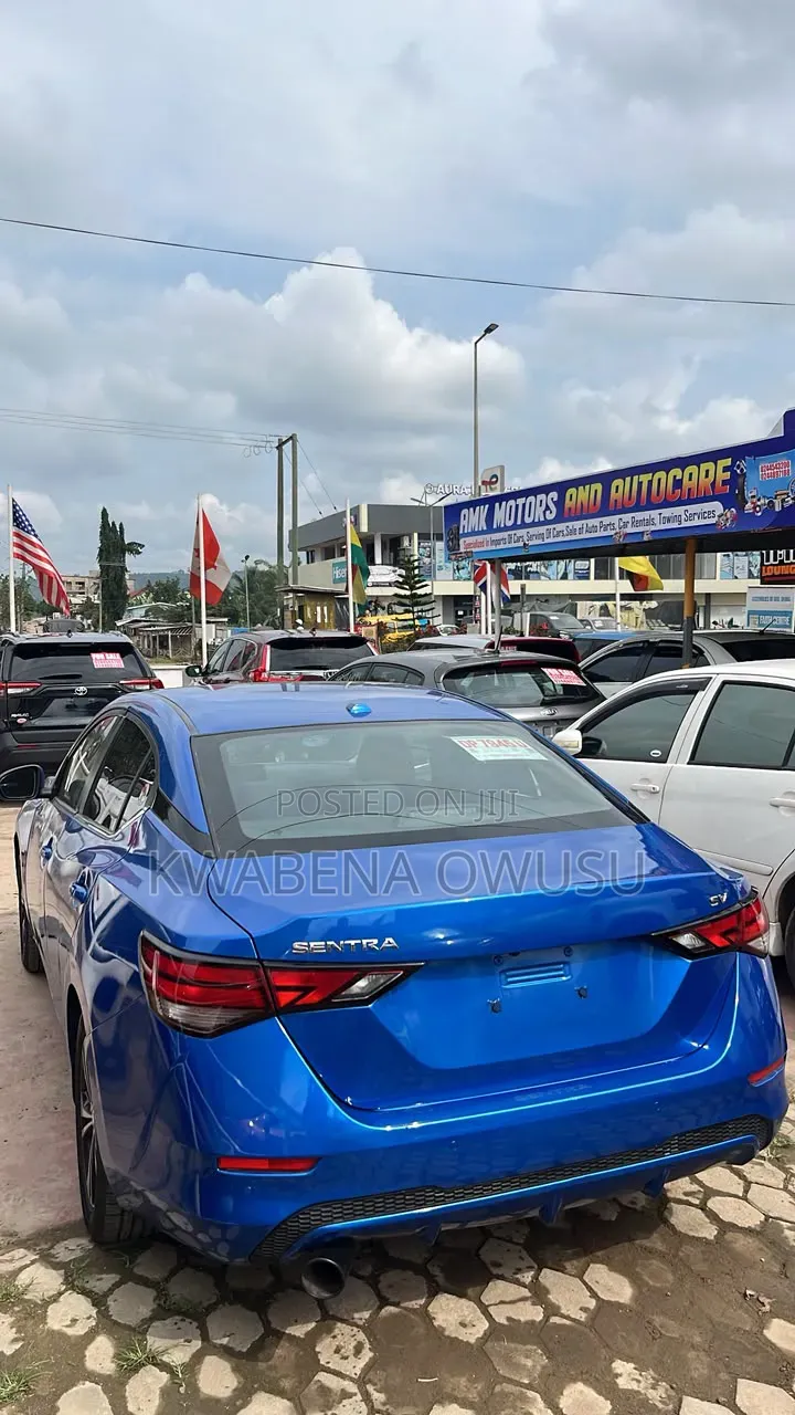 Nissan Sentra SV 2022 Blue