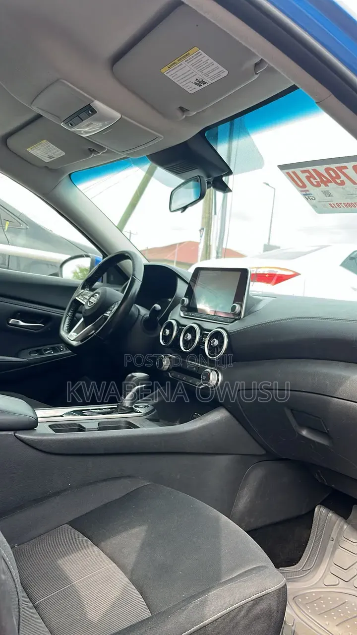 Nissan Sentra SV 2022 Blue