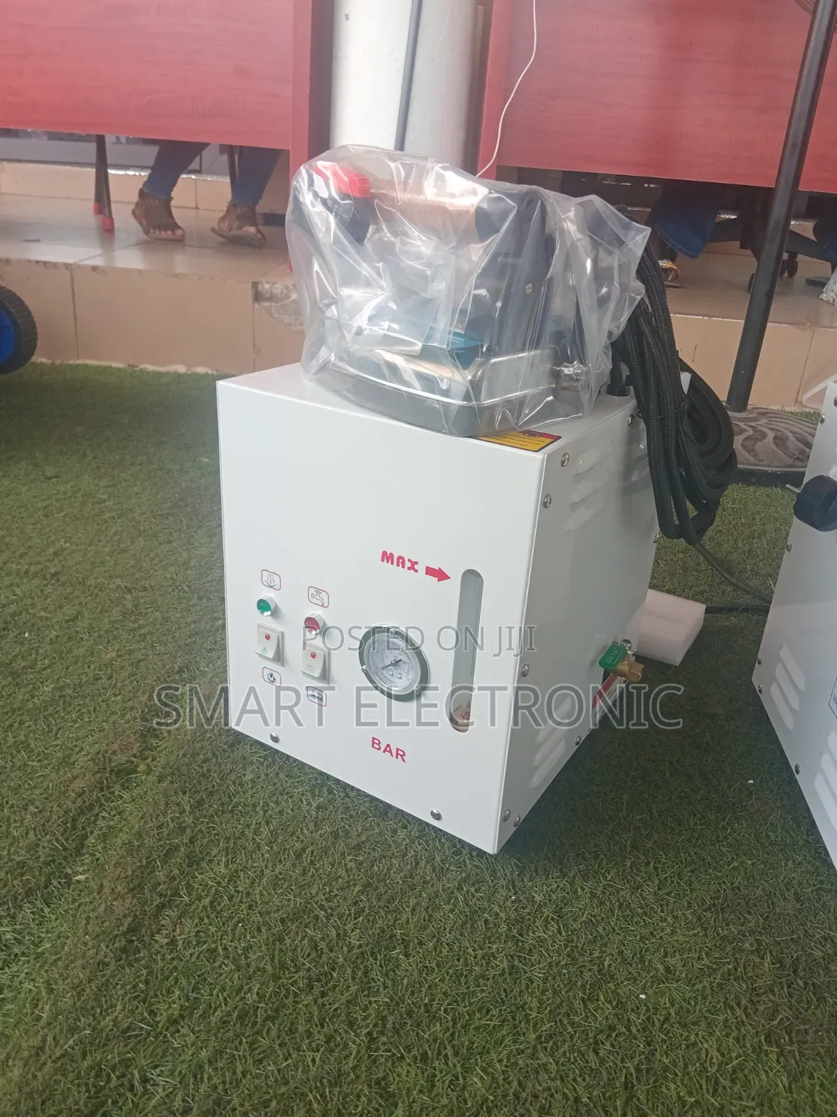 Professional Steam Ironing Machine With Pressure Gauge