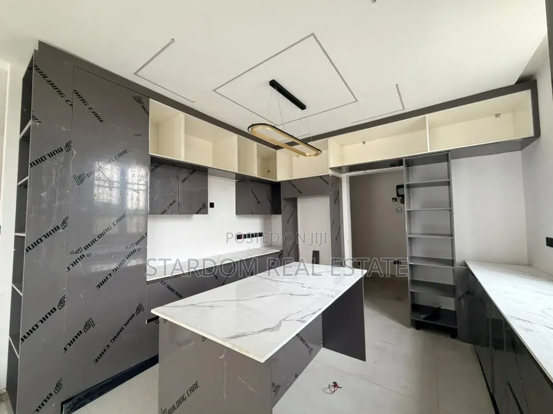 3bdrm Bungalow in East Legon Hills, Boundary Road Area for sale