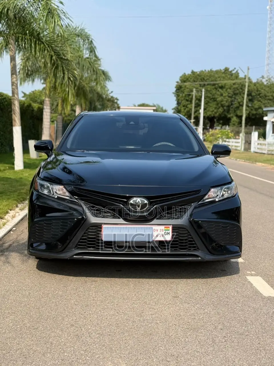 Toyota Camry SE 2022 Black
