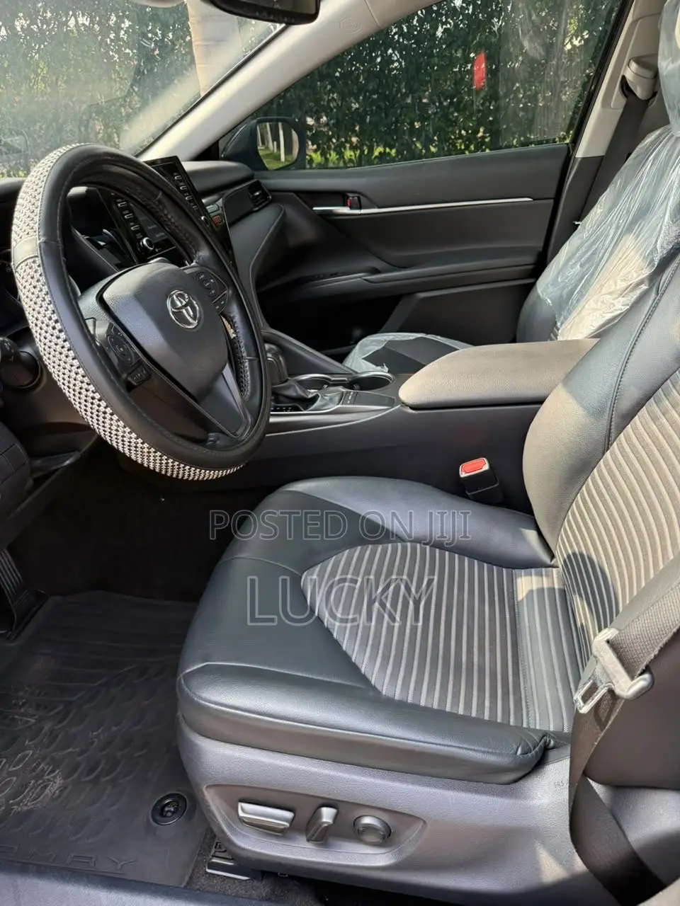 Toyota Camry SE 2022 Black
