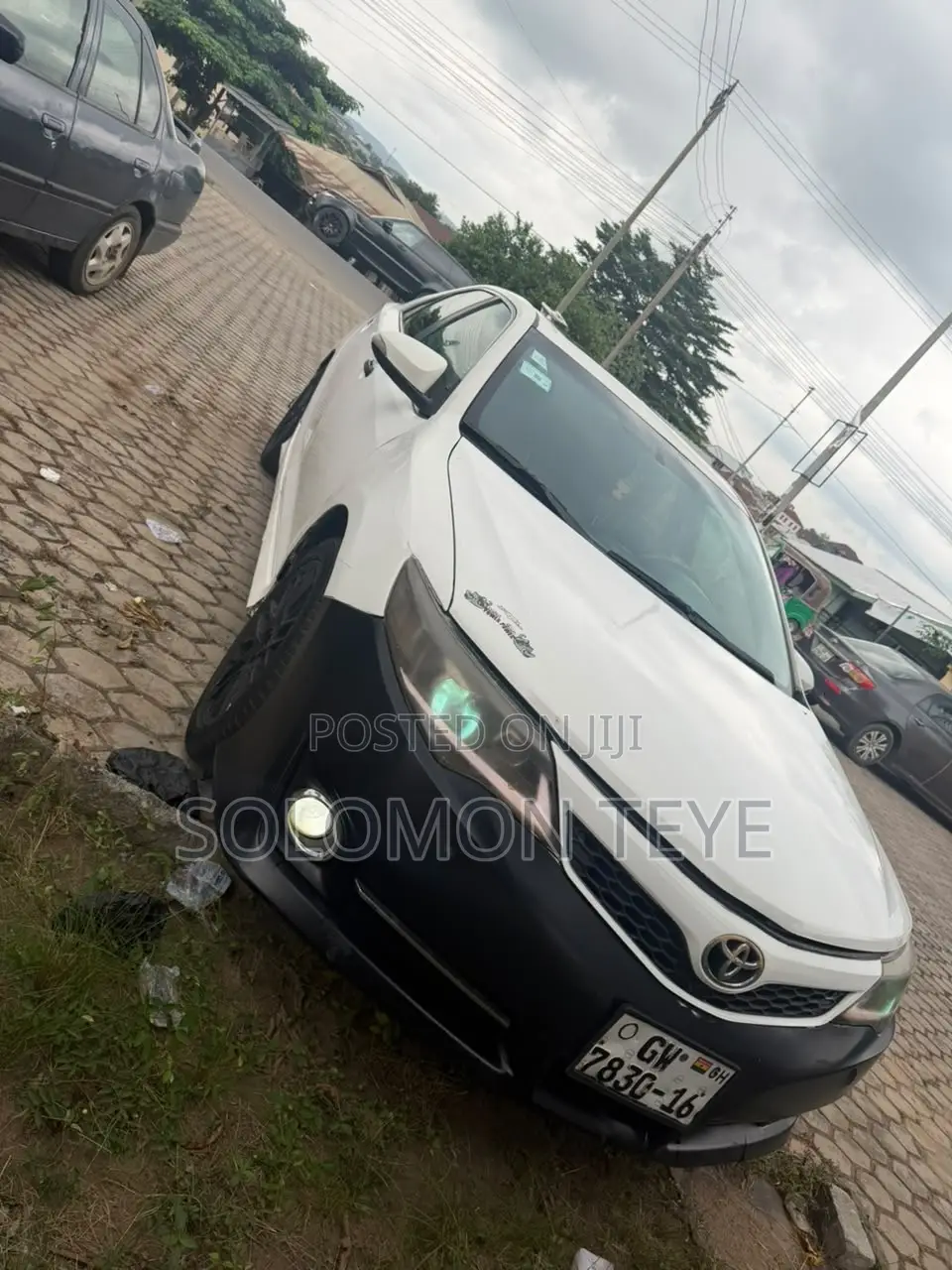 Toyota Camry SE 4dr Sedan (2.5L 4cyl 6A) 2012 White