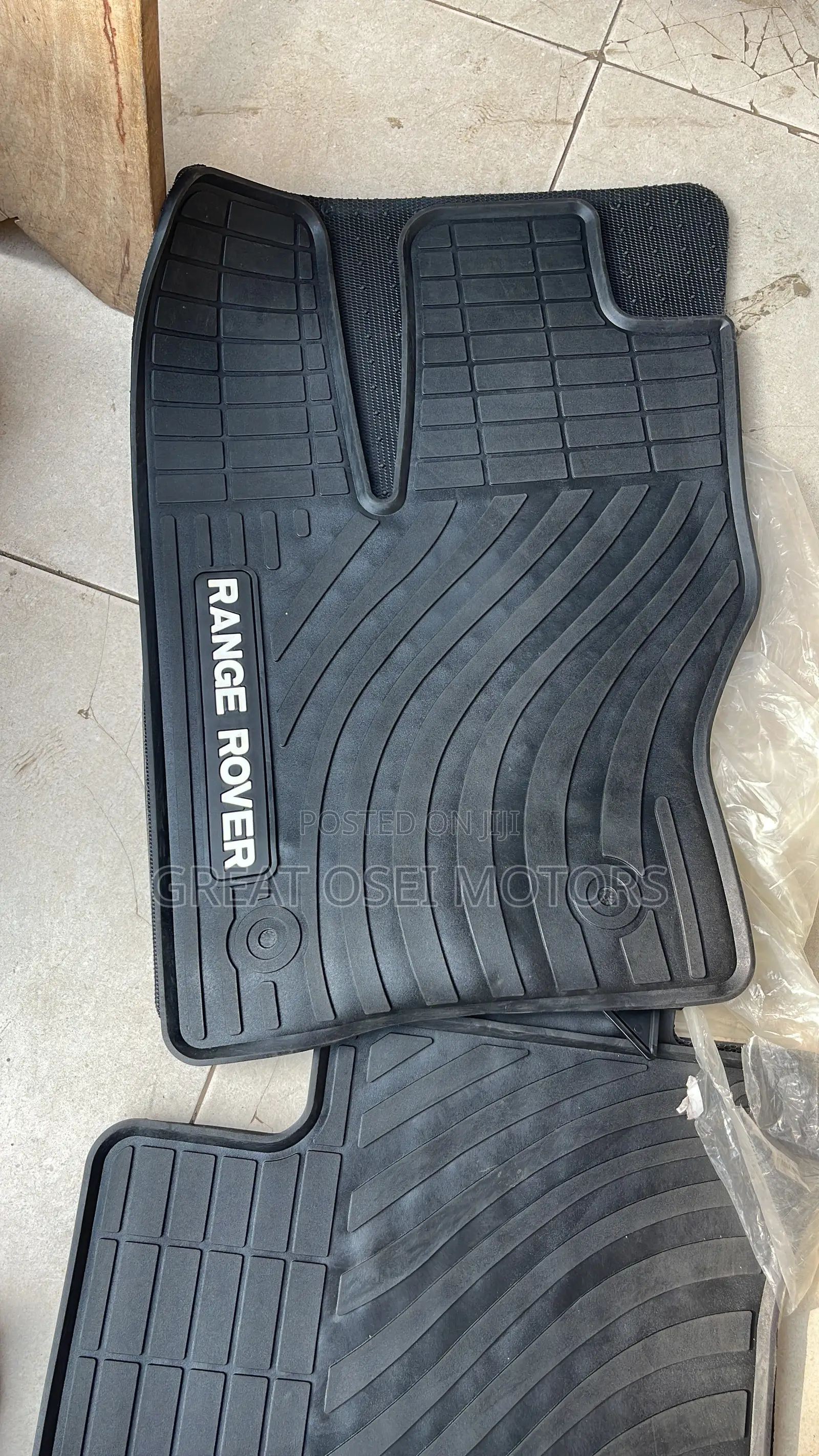 Range Rover Floor Mat or Carpet