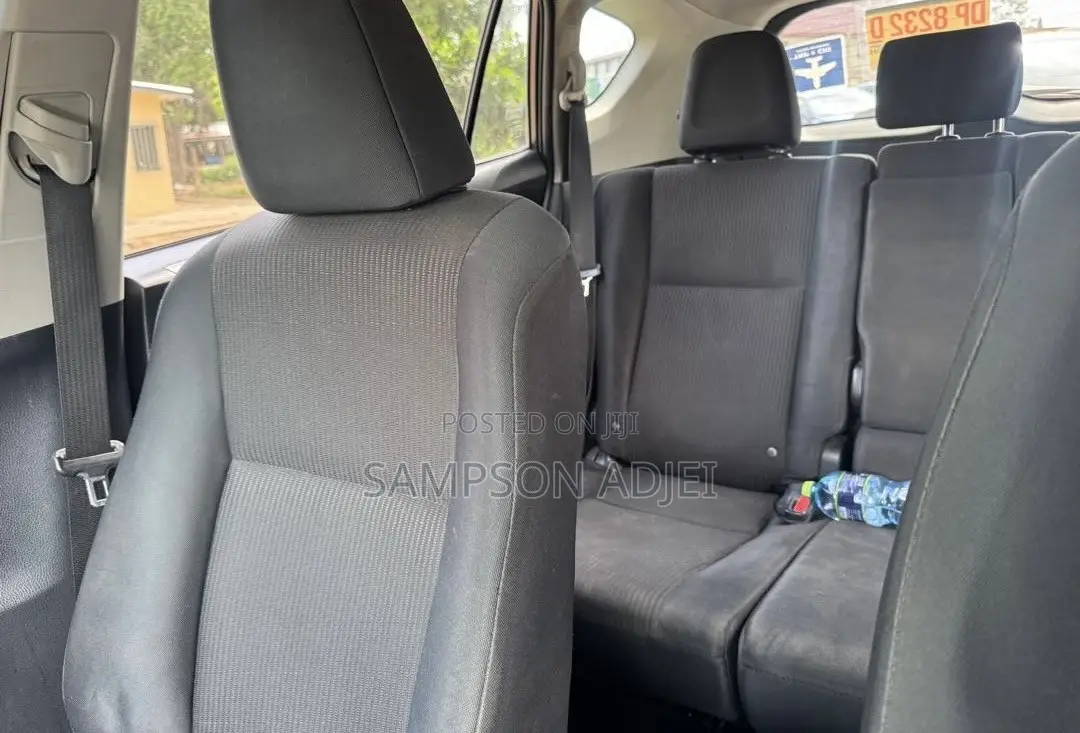 Toyota RAV4 2016 Gray