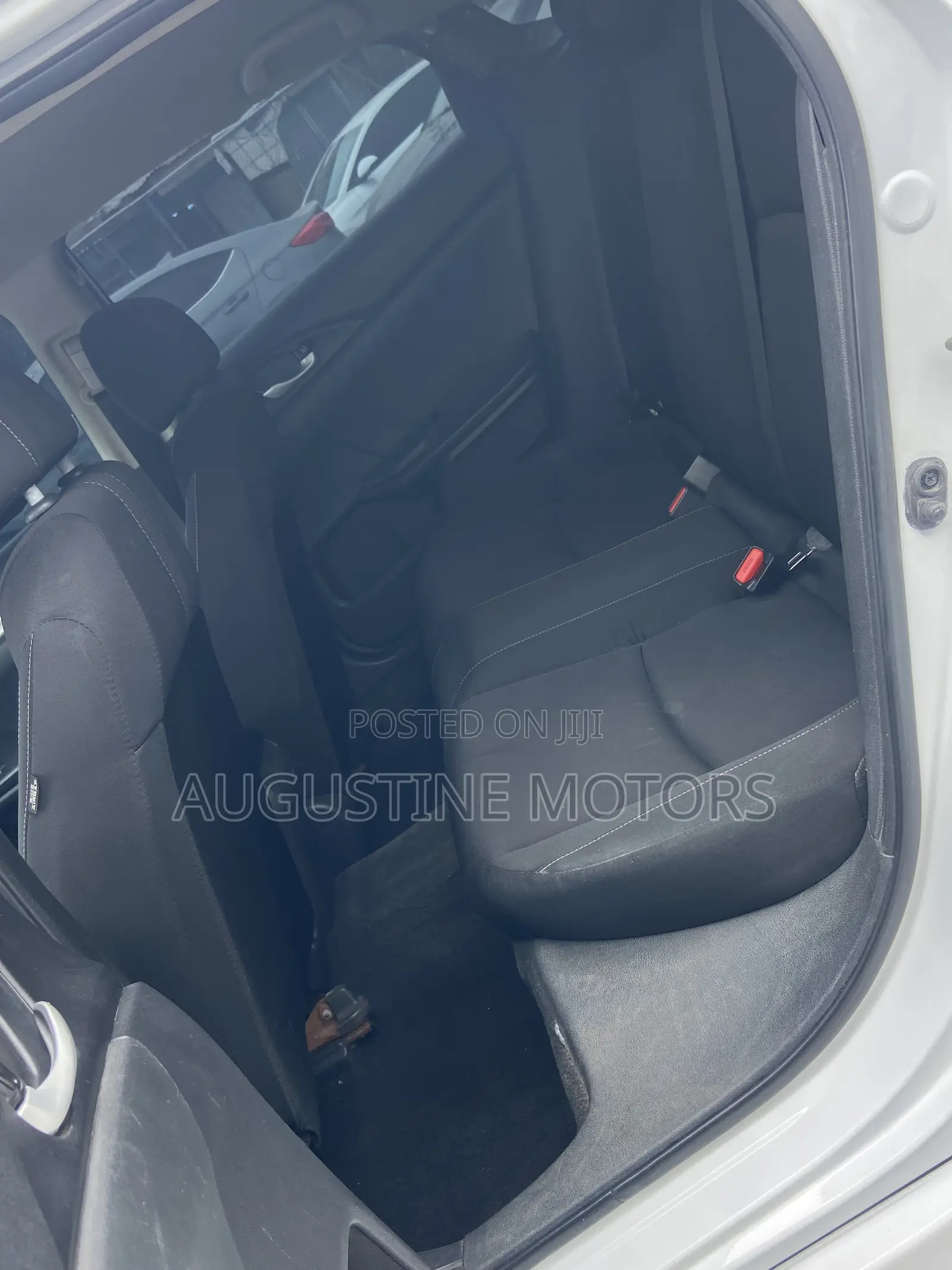 Honda Civic LX Sedan 2019 White