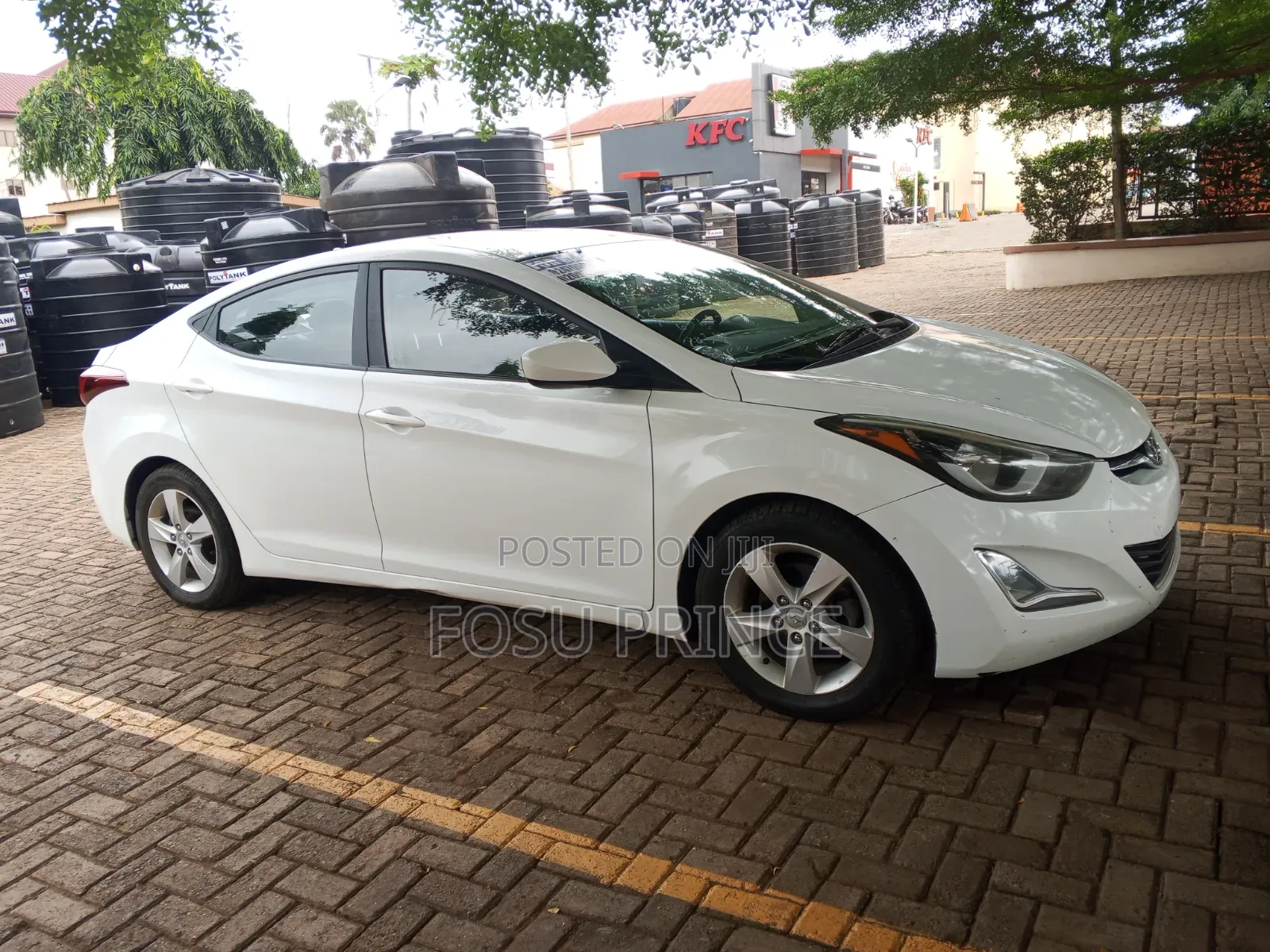 Hyundai Elantra 2016 White