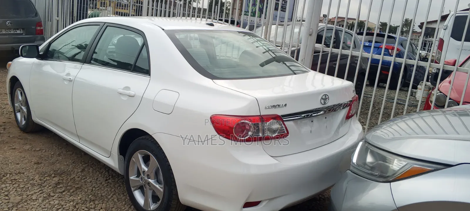 Toyota Corolla 2013 White