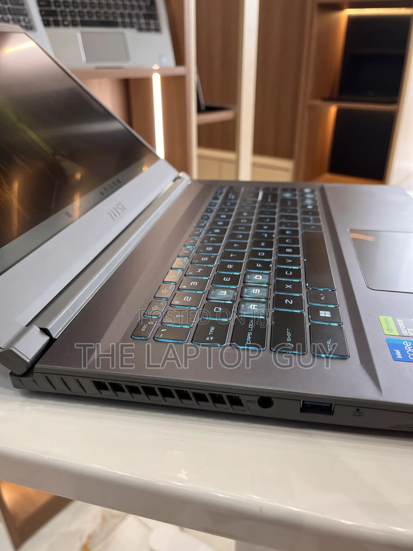 Laptop MSI GF75 Thin 16GB Intel Core i5 SSD 512GB