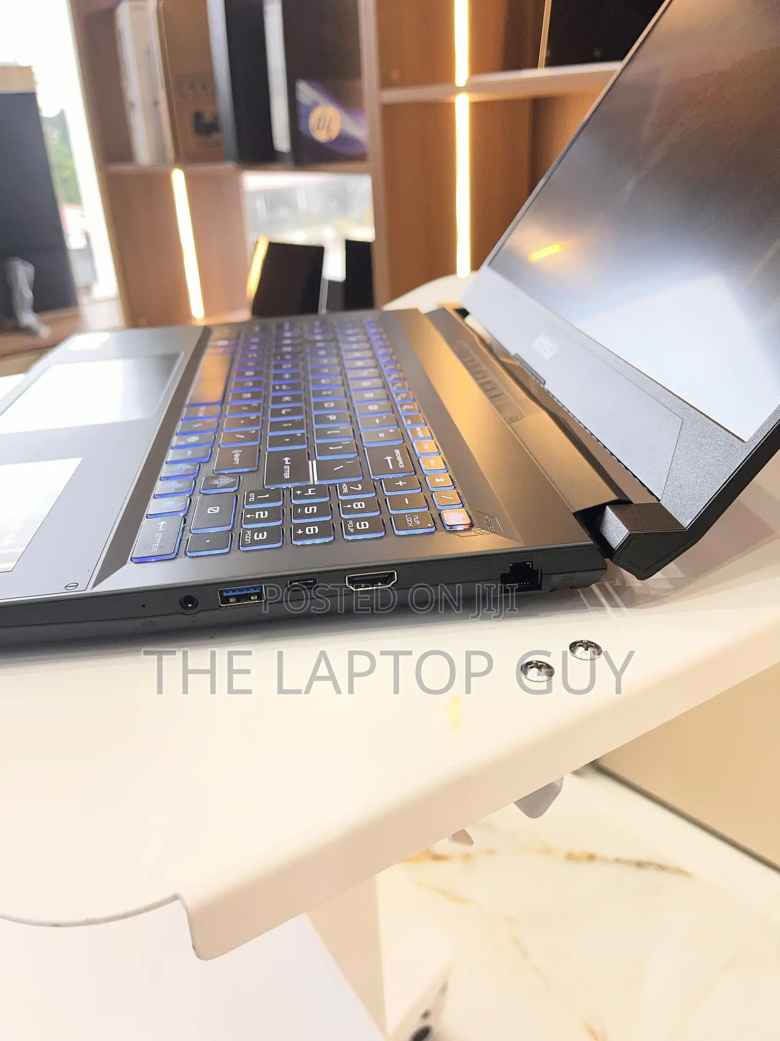 Laptop MSI Katana 15 16GB Intel Core i7 SSD 512GB