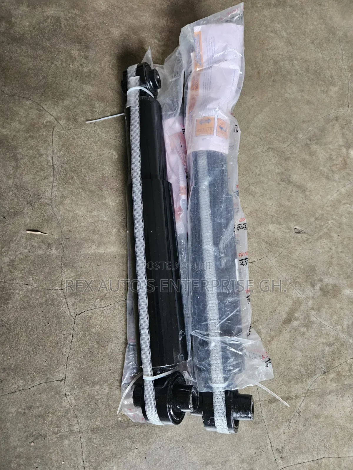 Nissan Rogue 2008,2009,2010,2011,2012 Back Shock
