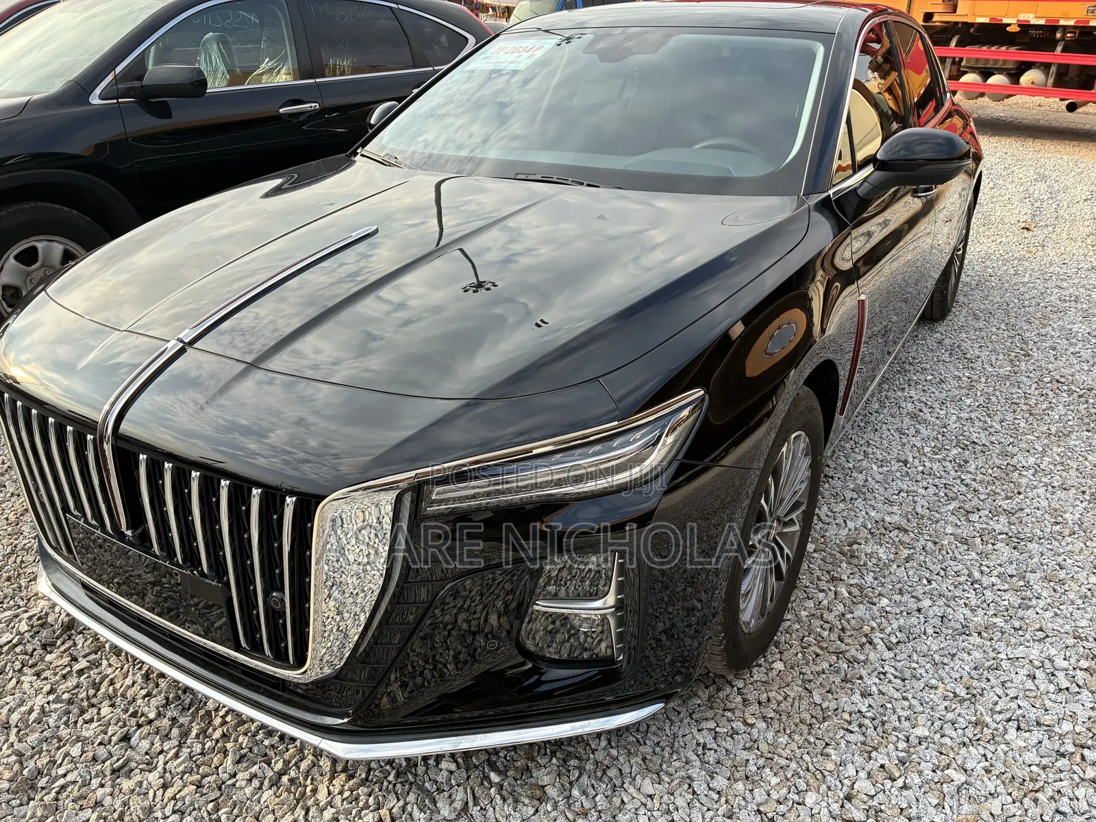 New Hongqi E-HS9 2025 Black