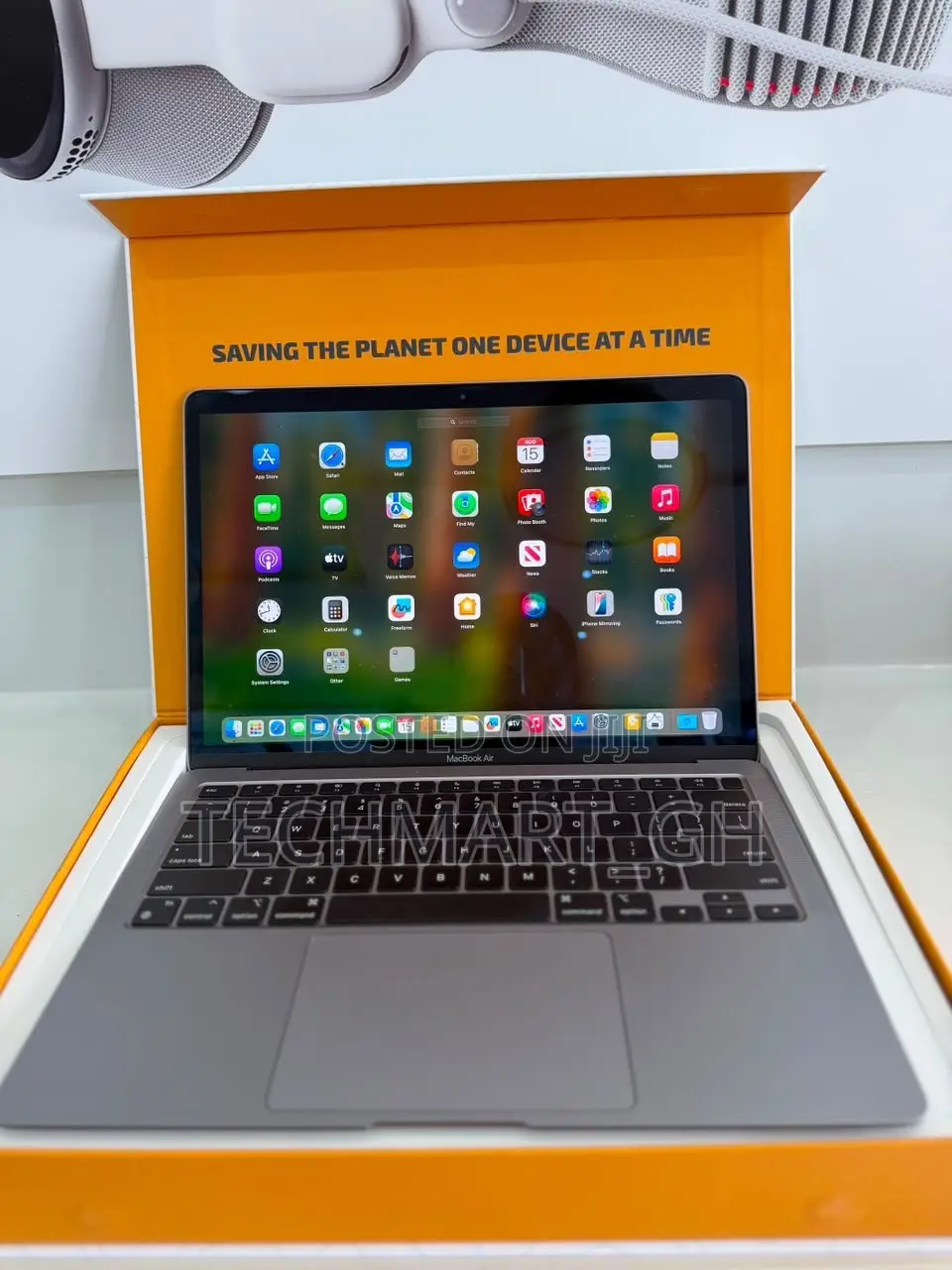New Laptop Apple MacBook Air 2020 M1 8GB Apple M1 SSD 256GB