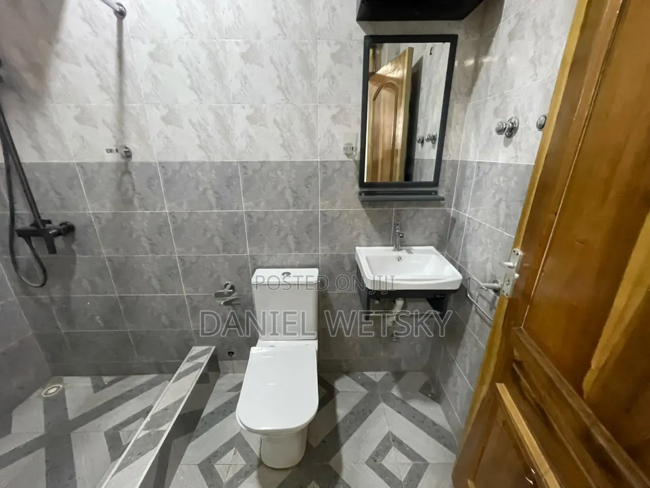 2bdrm Apartment in Awoshie-Anyaa Nic for rent