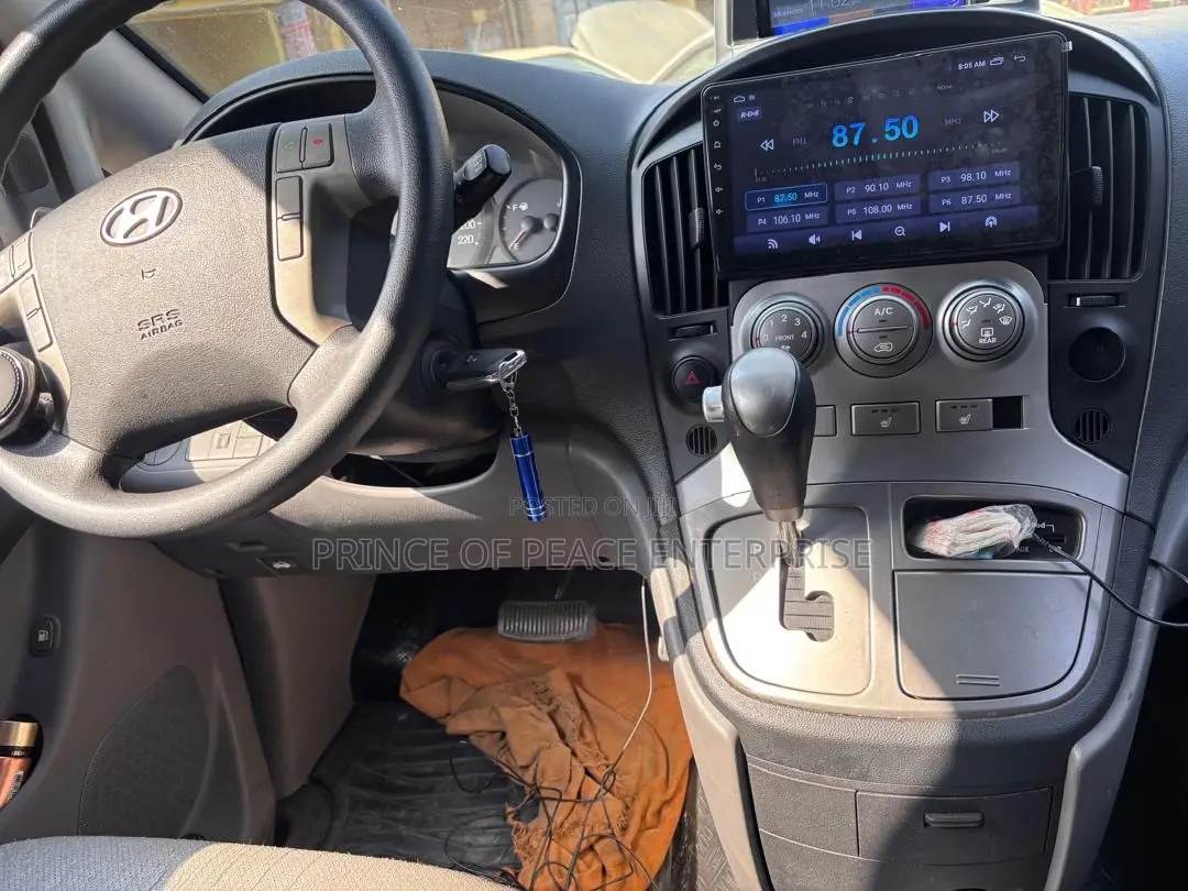Hyundai Starex Android Screen