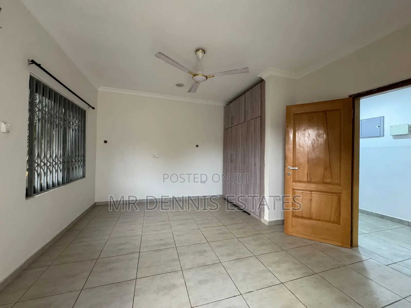 2bdrm Apartment in Westhills Mall for rent