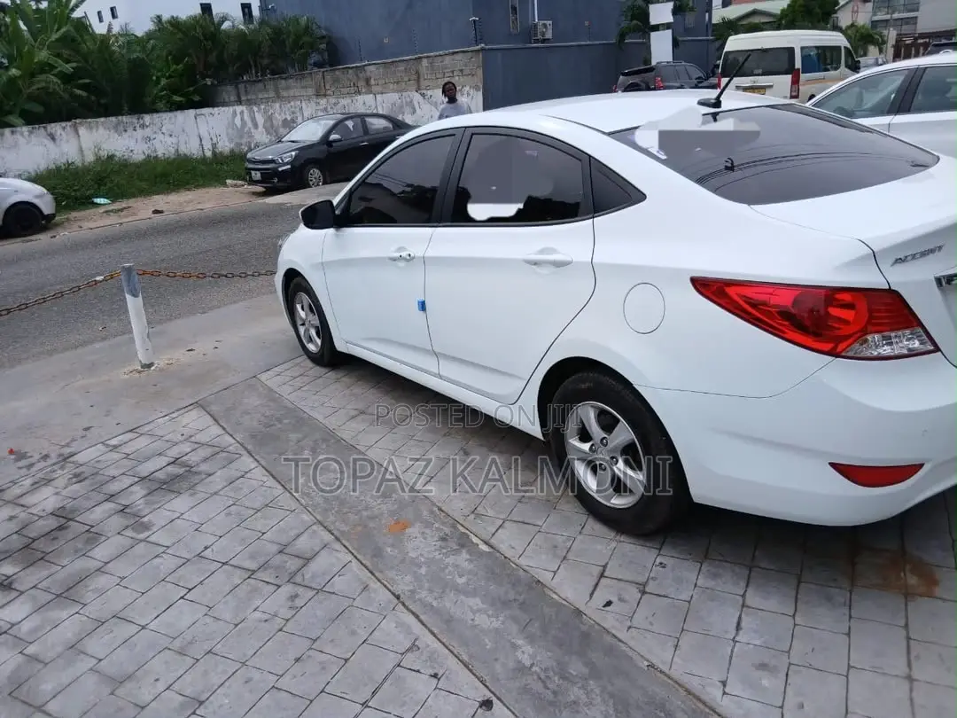 Hyundai Accent 2014 White