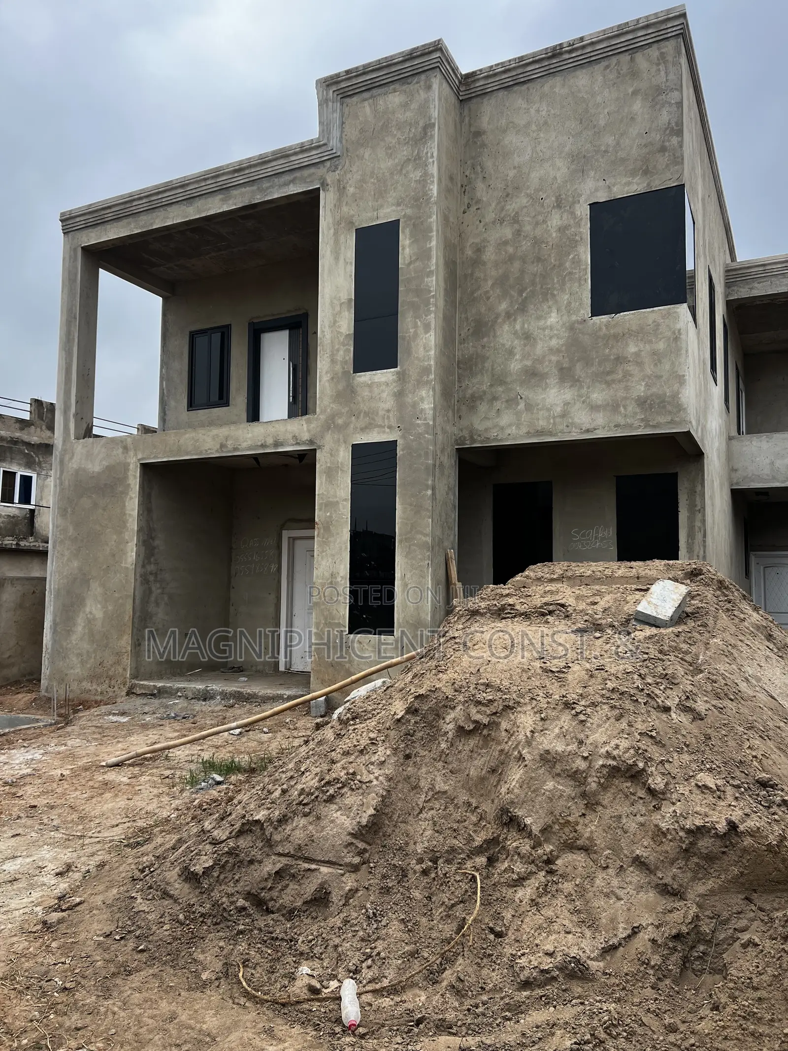 Duplex Uncompleted 4 Bedroom for Sale at Lakeside Estate