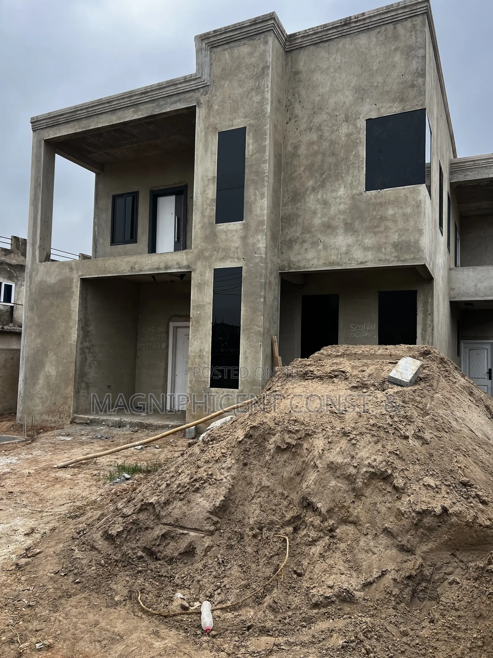 Duplex Uncompleted 4 Bedroom for Sale at Lakeside Estate