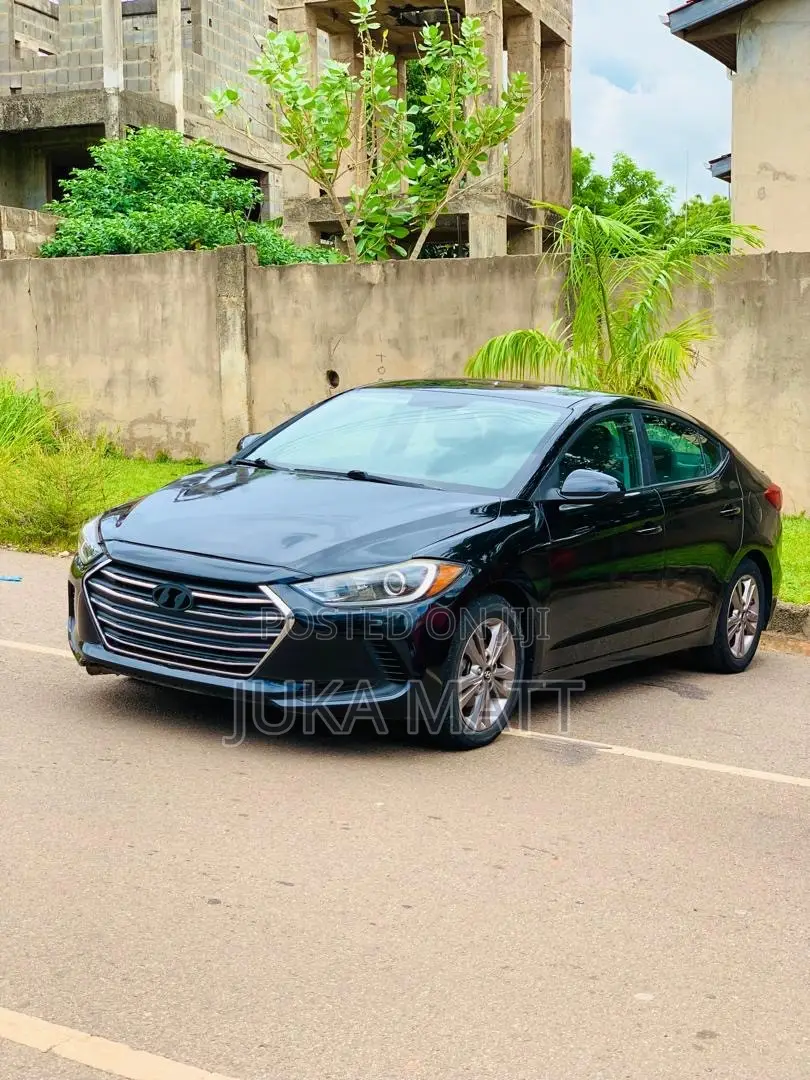 Hyundai Elantra SE Sedan FWD (2.0L 4cyl 6M) 2017 Black