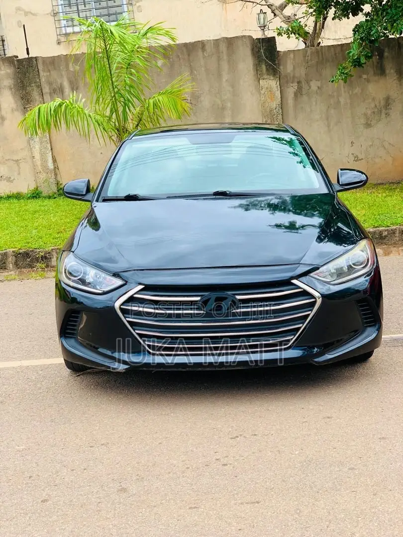 Hyundai Elantra SE Sedan FWD (2.0L 4cyl 6M) 2017 Black