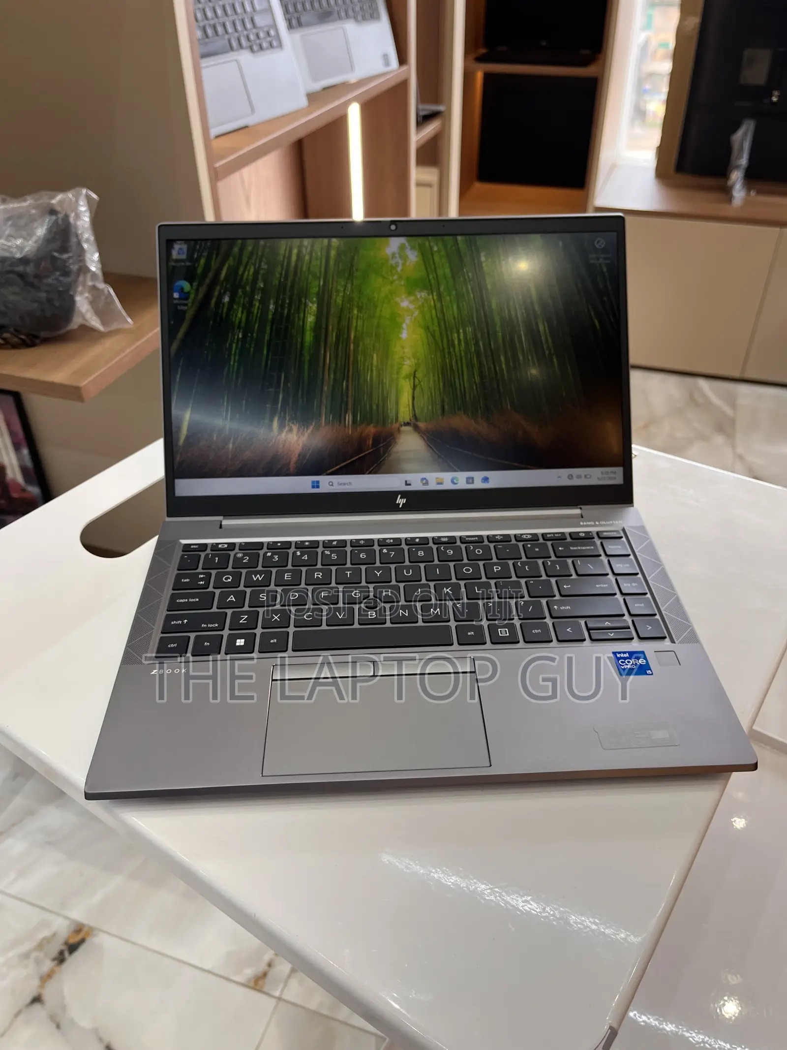 Laptop HP ZBook Firefly G8 16GB Intel Core i5 SSD 256GB