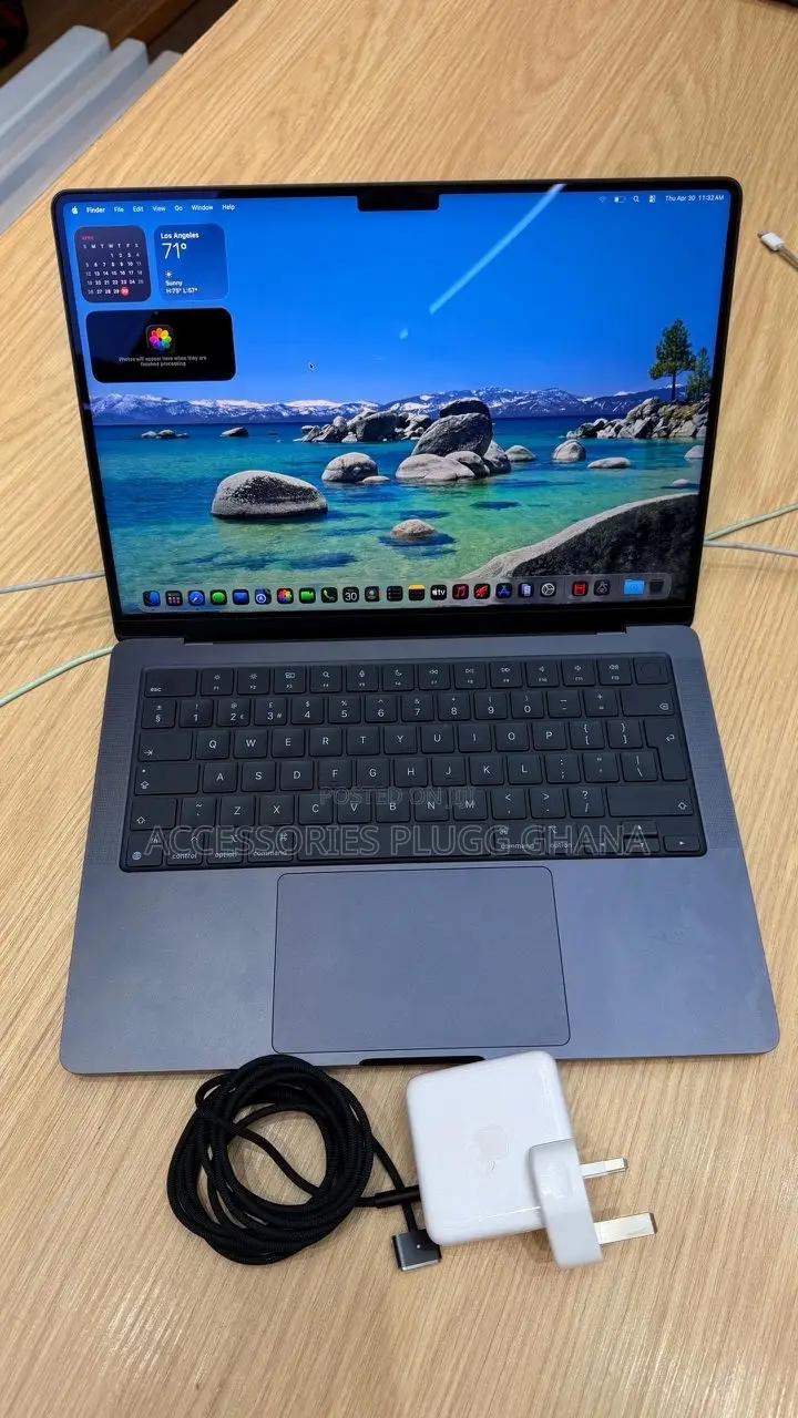 Laptop Apple MacBook Pro 2024 M4 16GB Apple M4 SSD 512GB