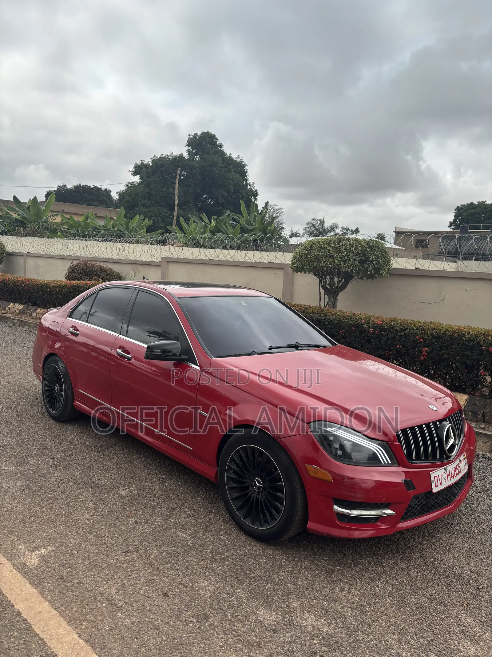 Mercedes-Benz C250 2013 Red