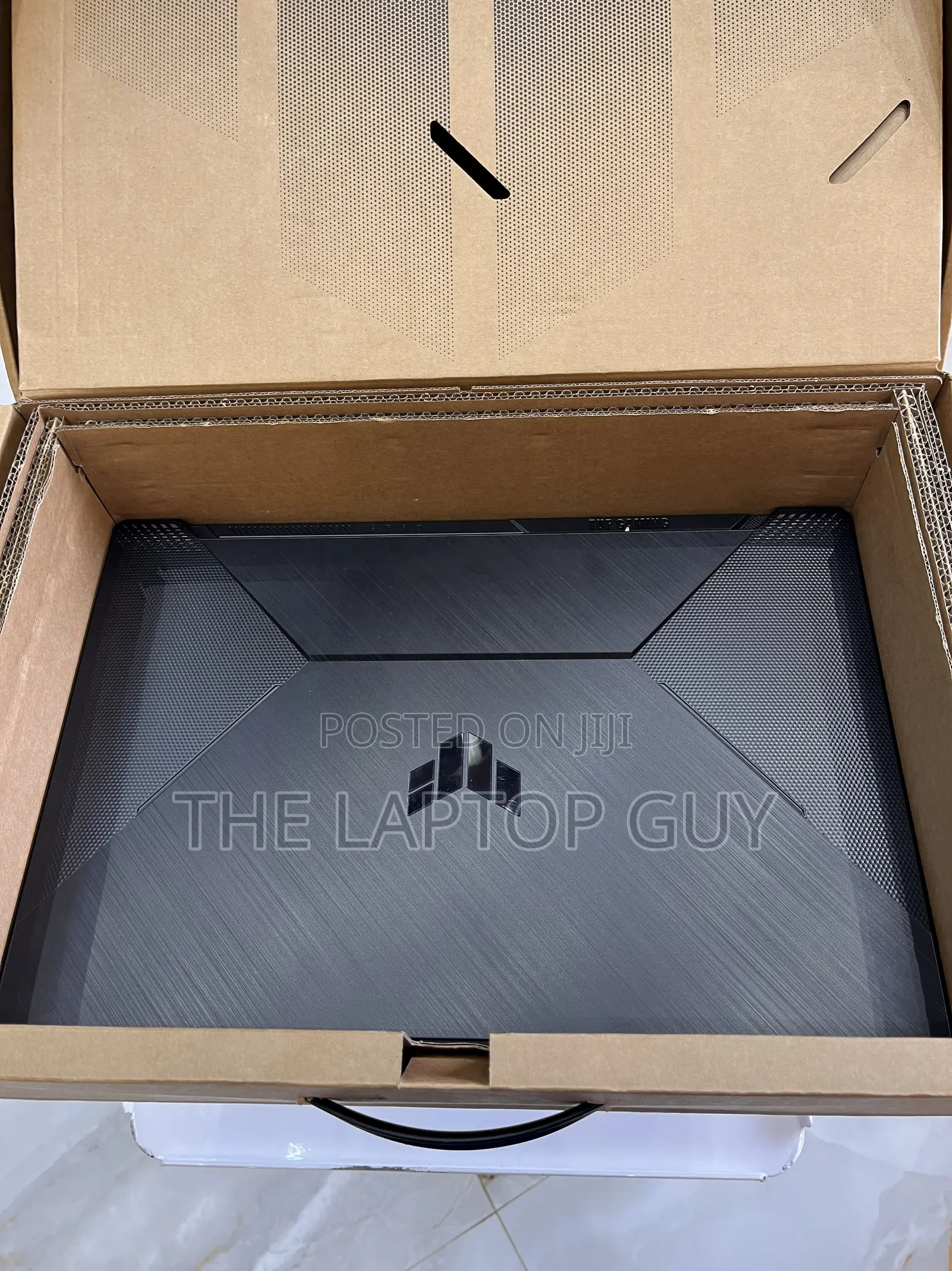New Laptop Asus TUF Gaming A17 8GB AMD Ryzen 7 SSD 512GB