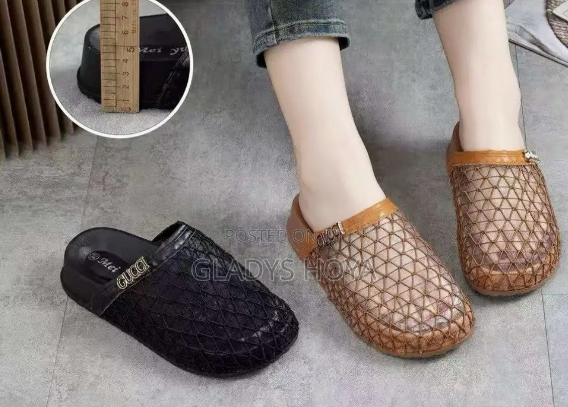 Women's Woven Mesh Slip-on Clogs