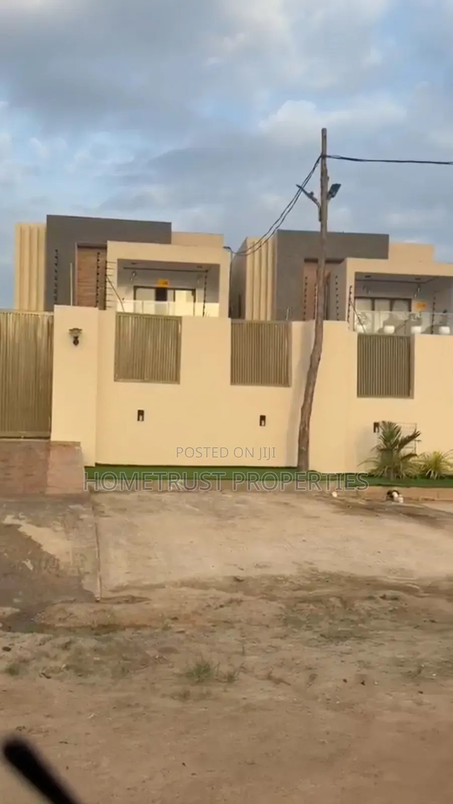 4bdrm Duplex in Ablekuma Nsakina, Pentecost for rent