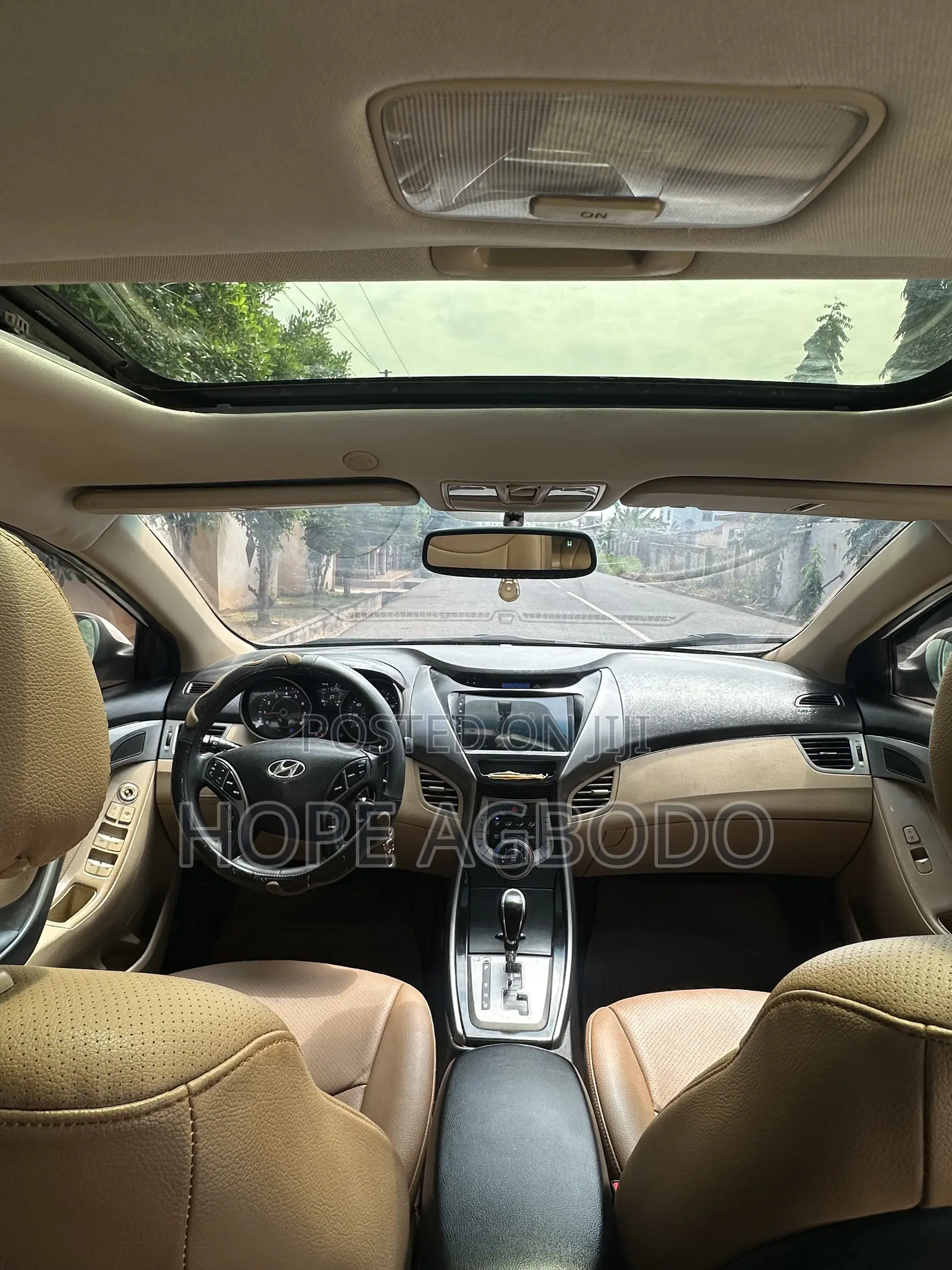 Hyundai Elantra Limited Sedan FWD (1.8L 4cyl 6A) 2013 White